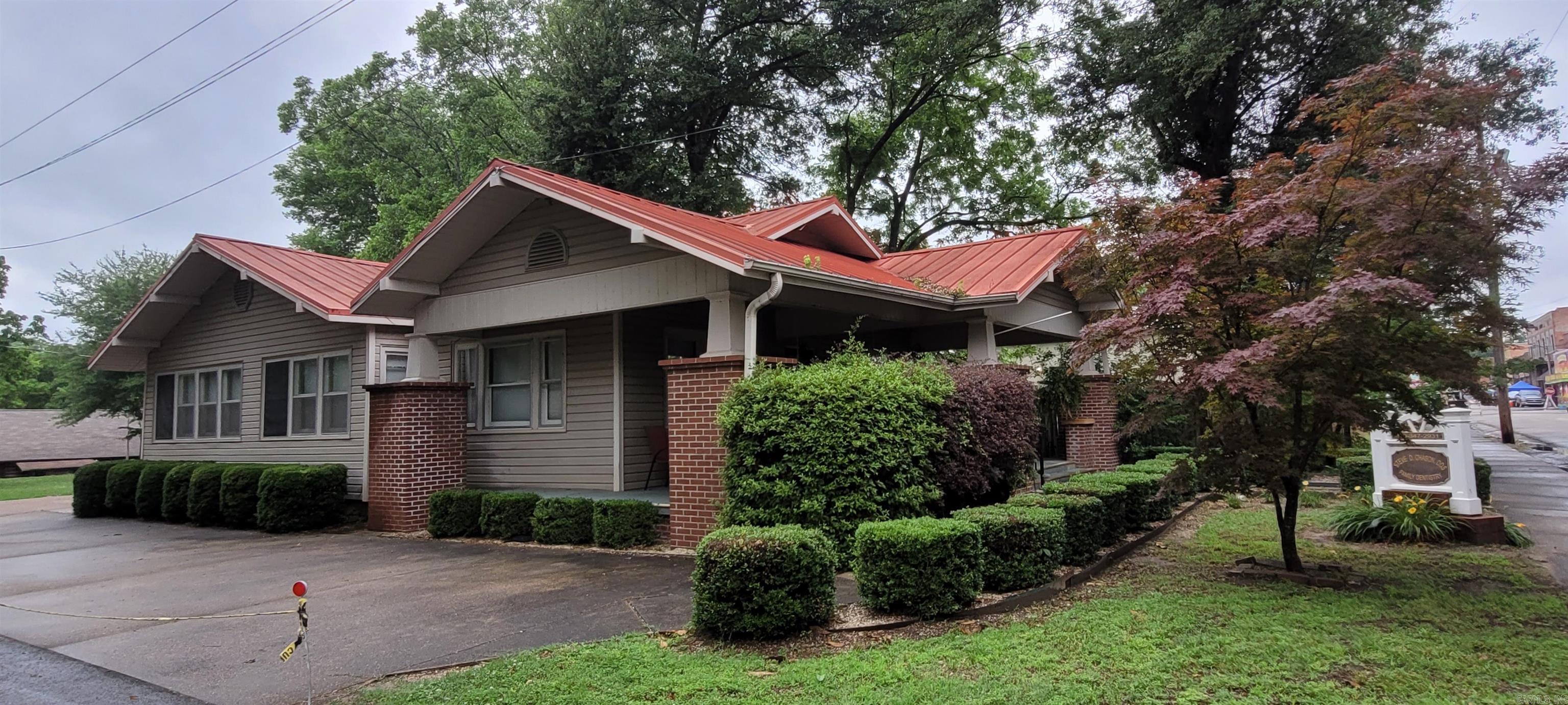 216 S Second  Augusta, AR