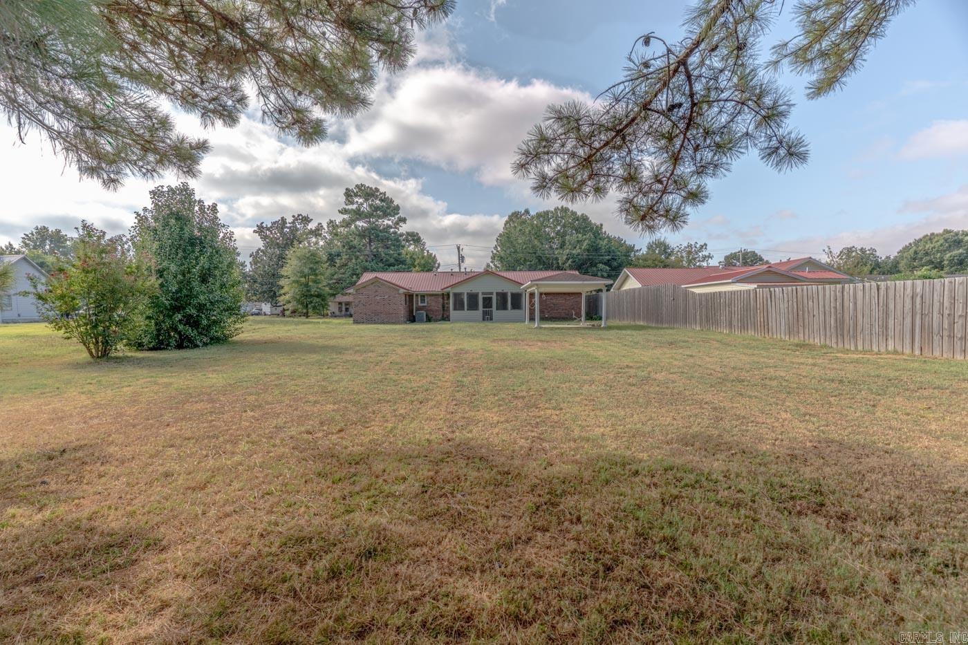 1204 E Union  Wynne, AR