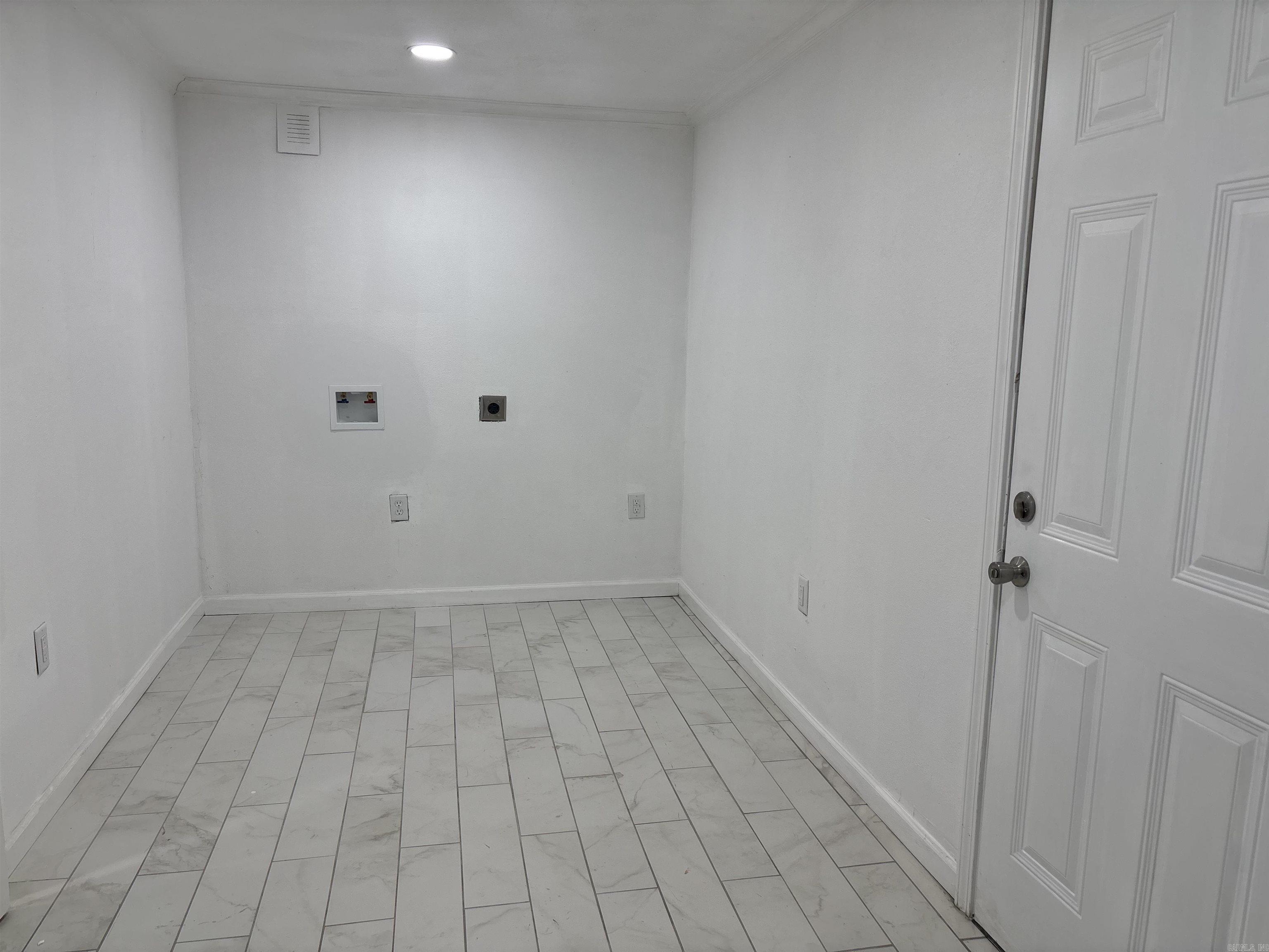 2210 S Pine  Little Rock, AR