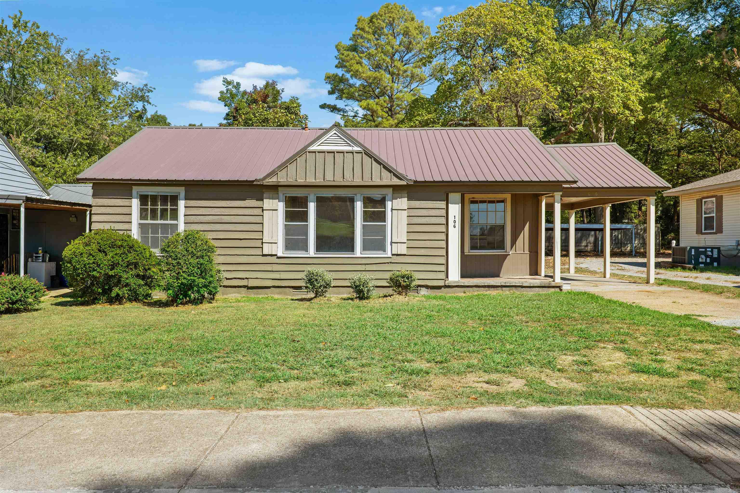 106 W Collage  Jonesboro, AR
