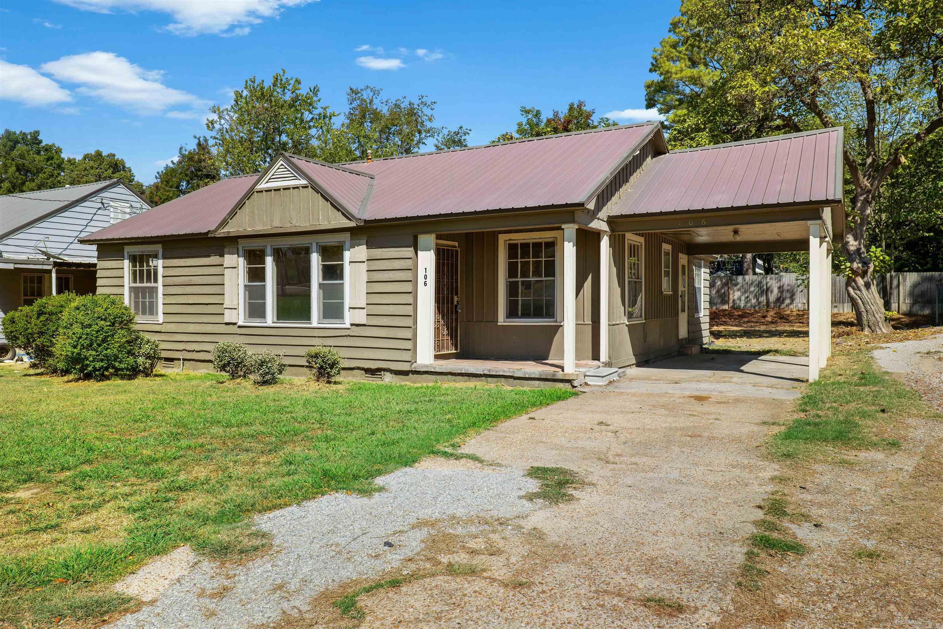 106 W Collage  Jonesboro, AR