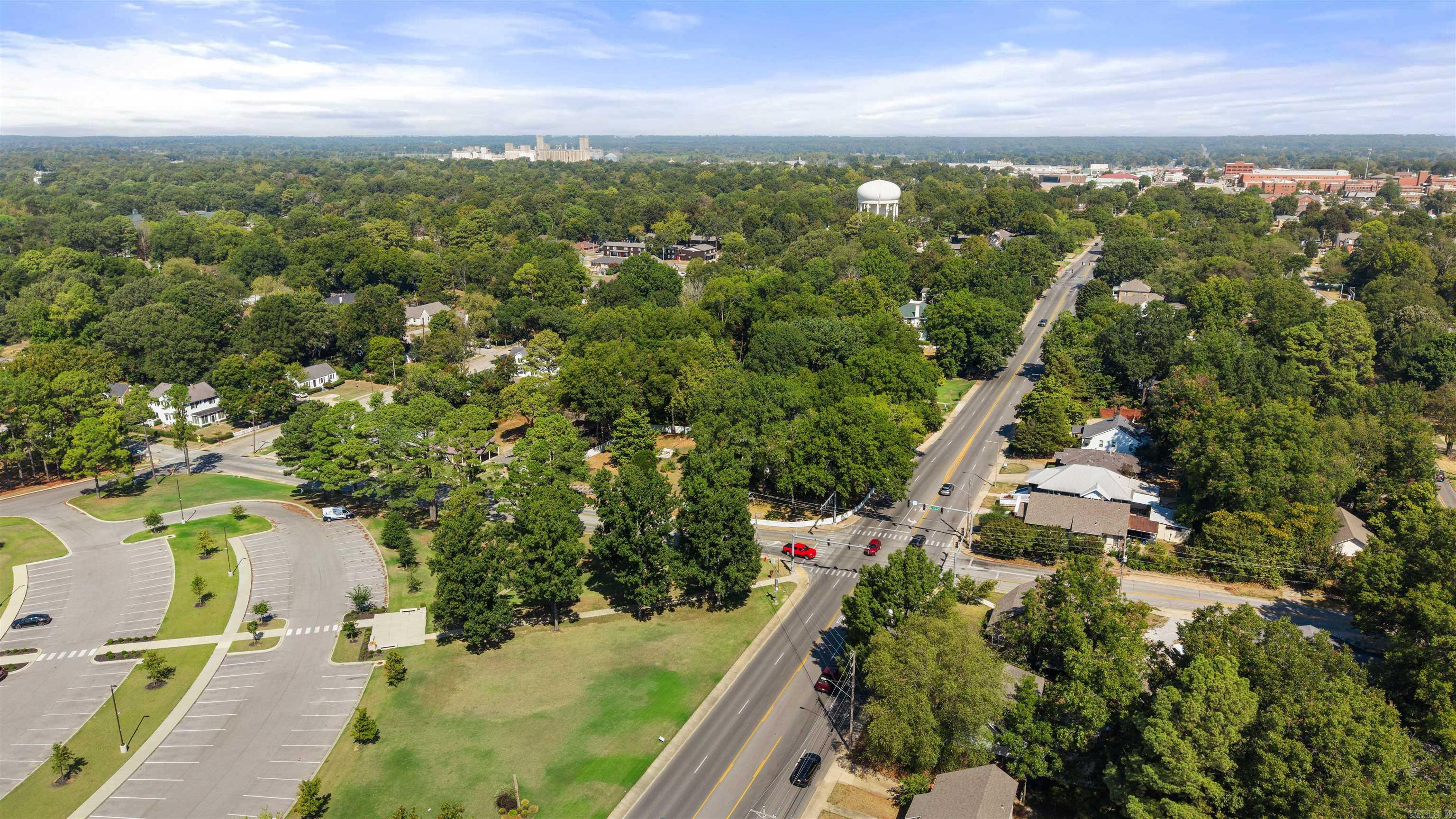 106 W Collage  Jonesboro, AR