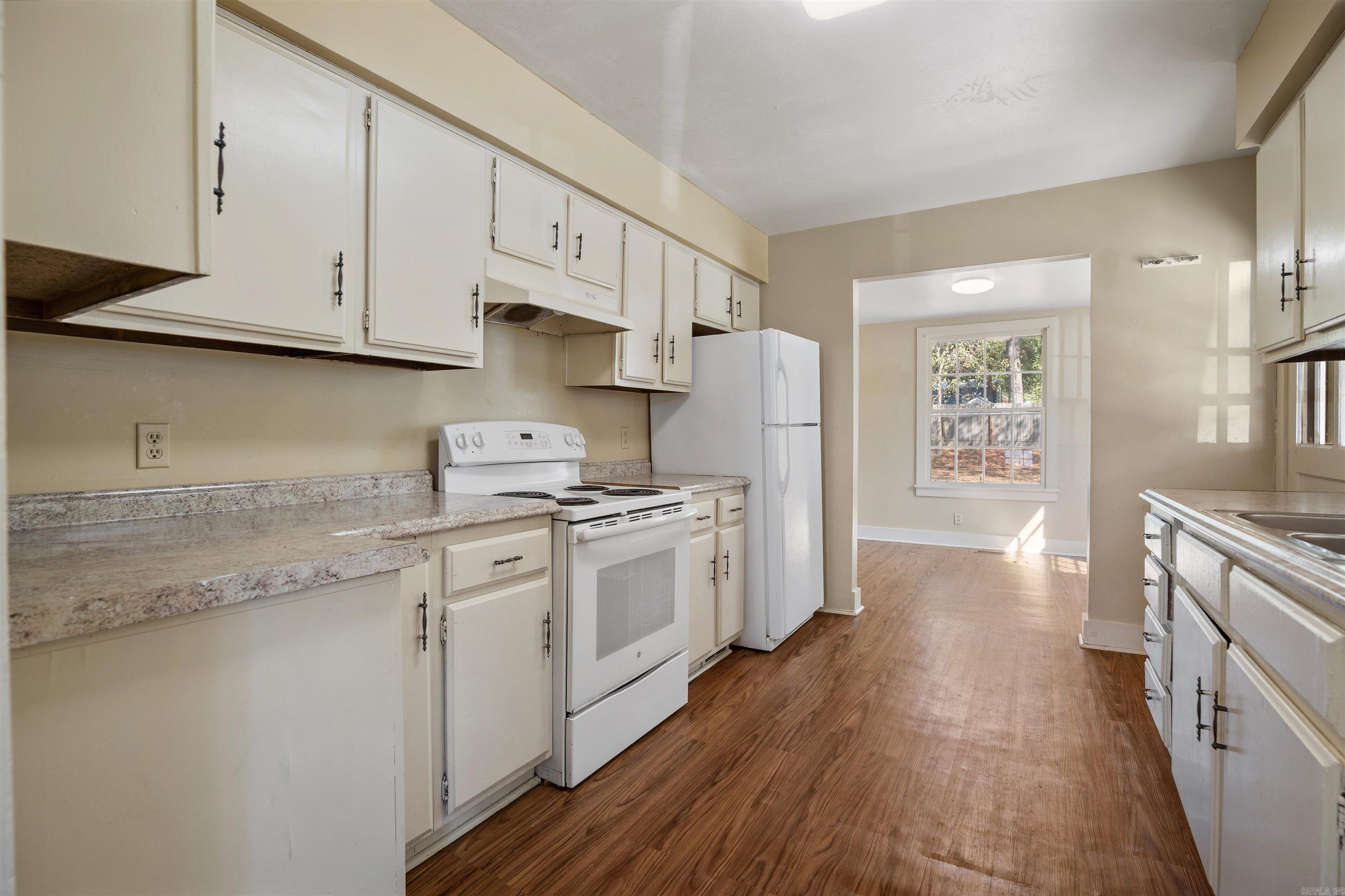 106 W Collage  Jonesboro, AR