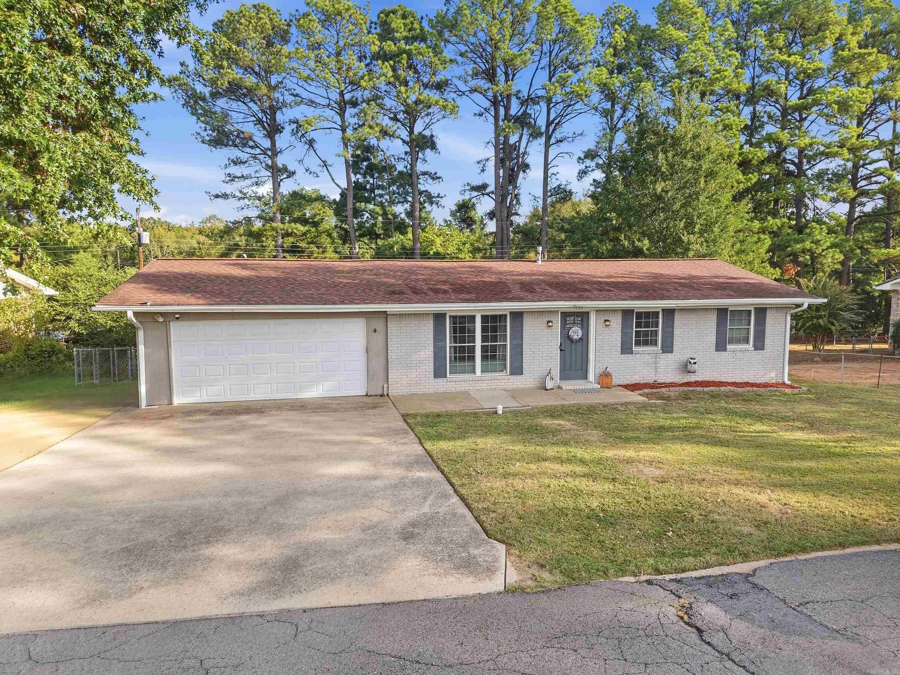 1509 View  Morrilton, AR
