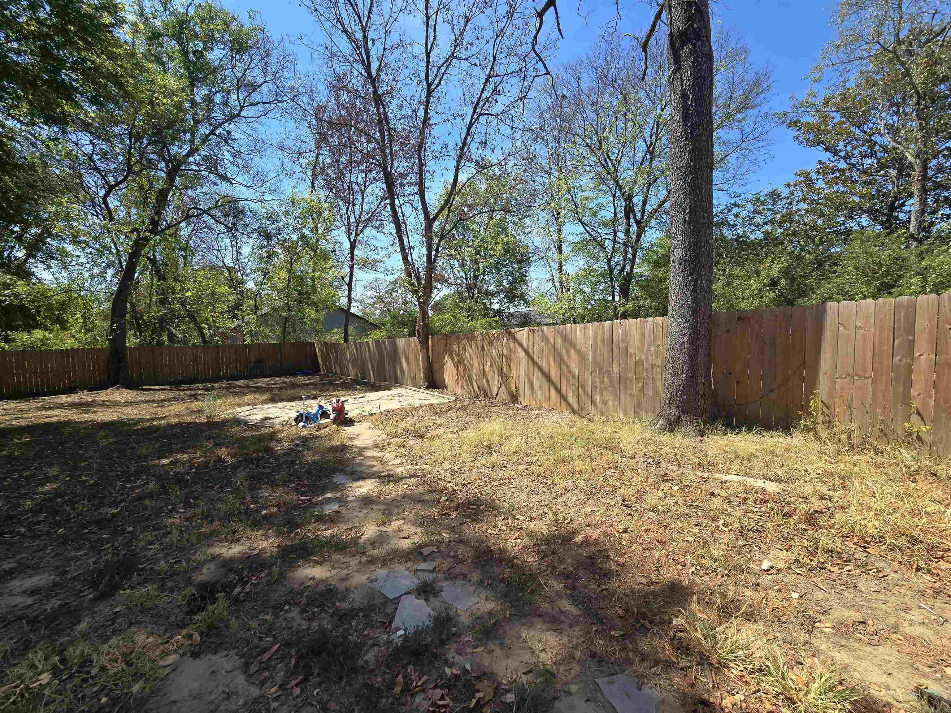 2040 E College  Batesville, AR