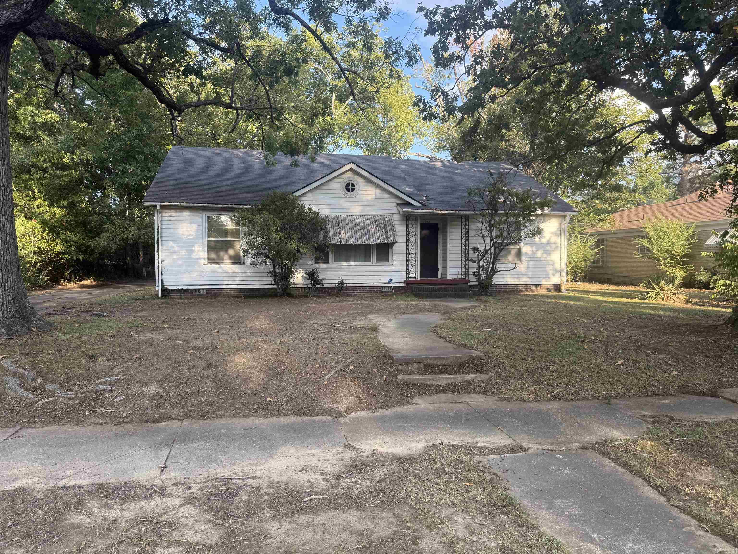1915 S Poplar  Pine Bluff, AR
