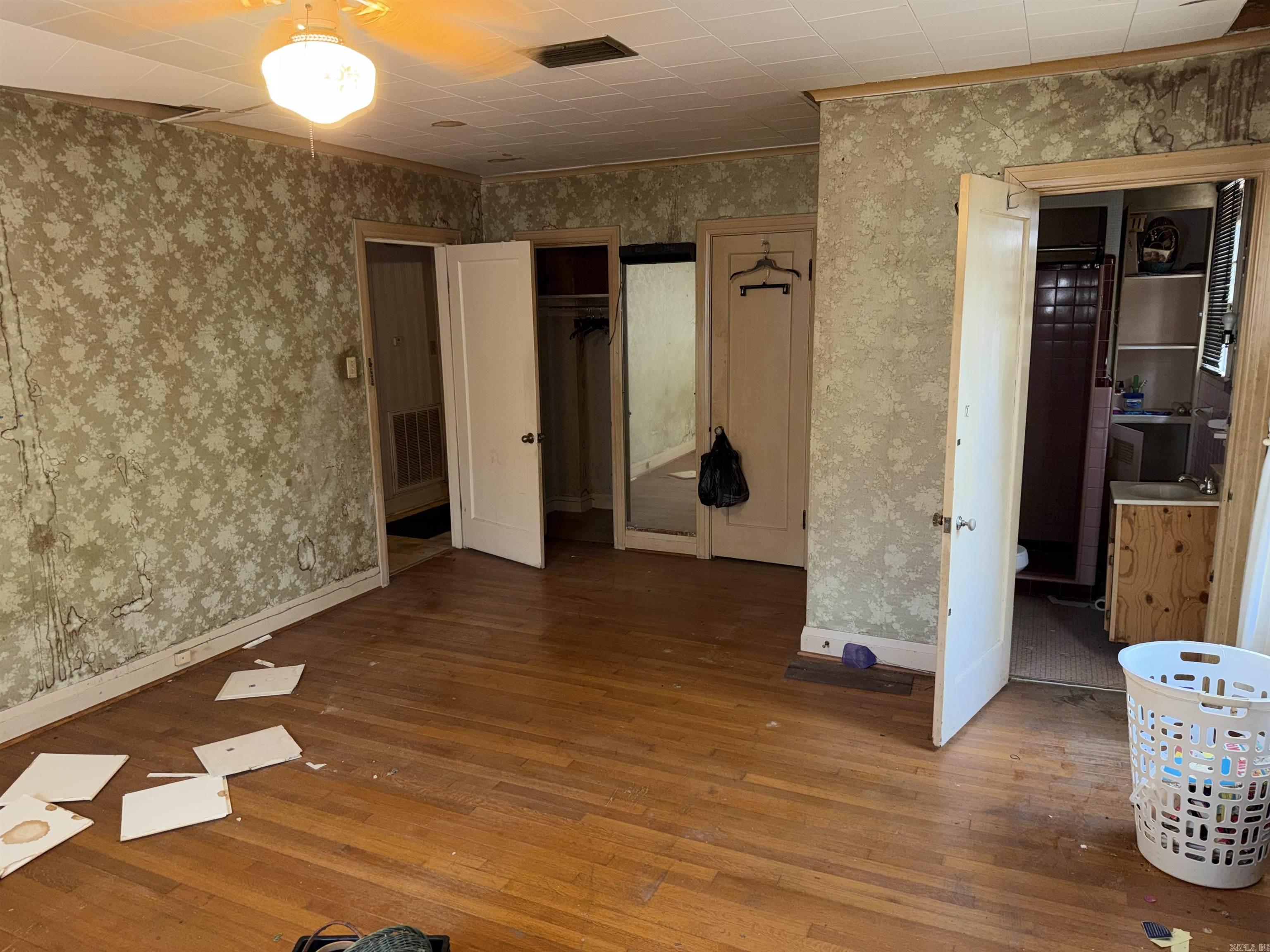 1915 S Poplar  Pine Bluff, AR