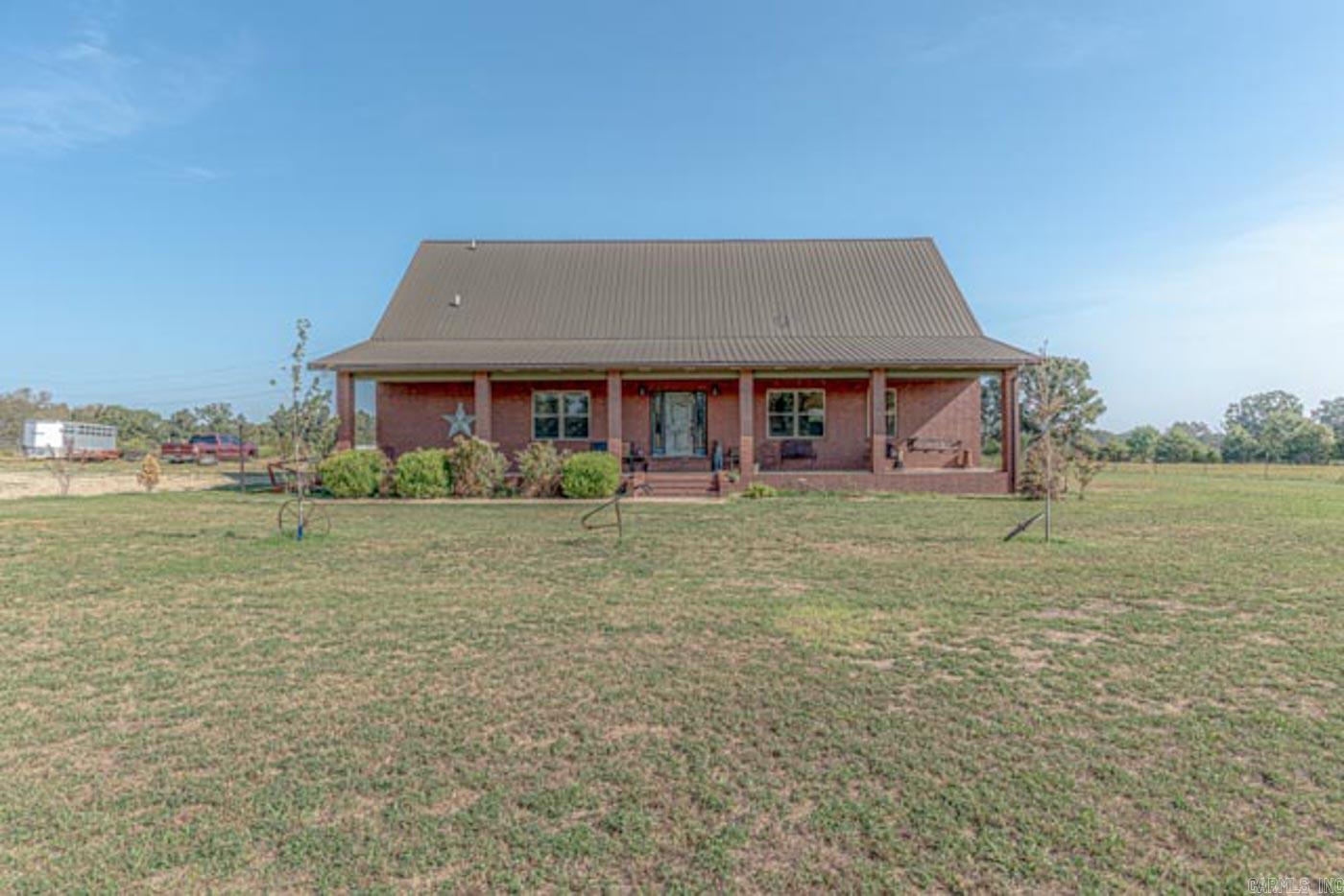 11752 E Highway 62 E Ash Flat, AR 72513
