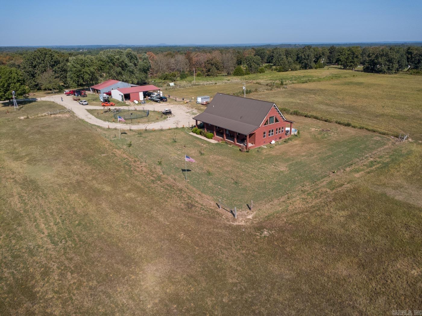 11752 E Highway 62 E Ash Flat, AR 72513
