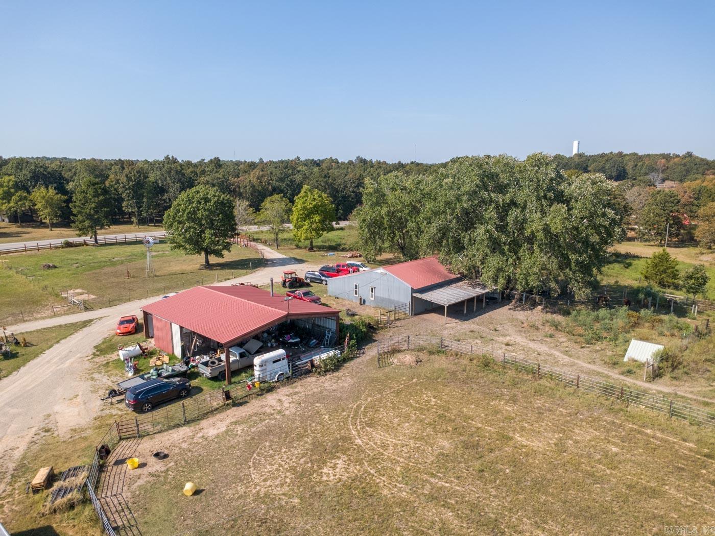 11752 E Highway 62 E Ash Flat, AR 72513
