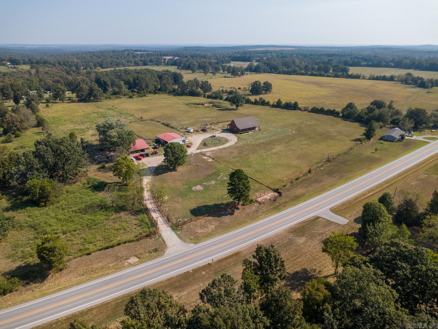 11752 E Highway 62 E Ash Flat, AR 72513