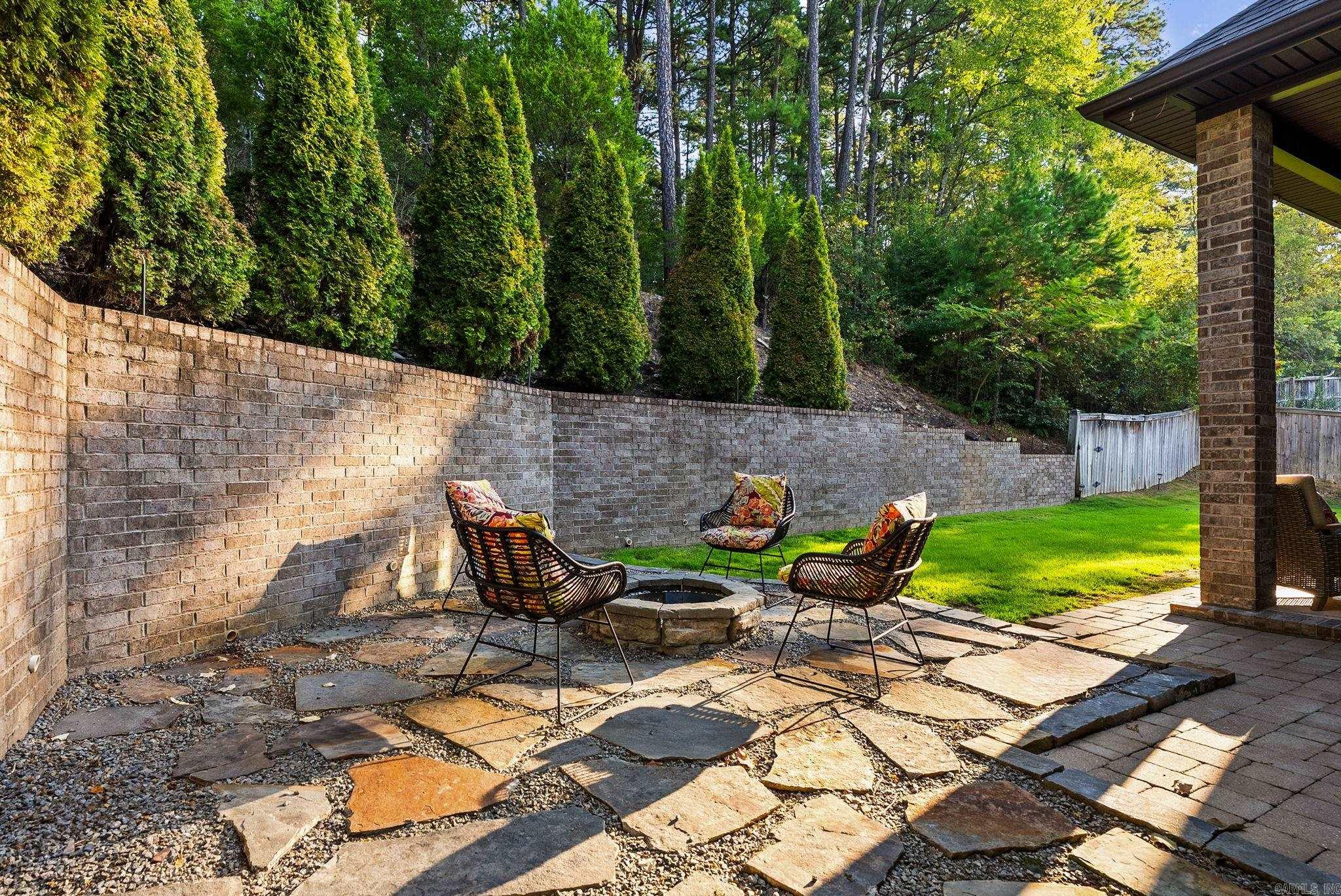 13500 Foxfield Lane Little Rock, AR 72211