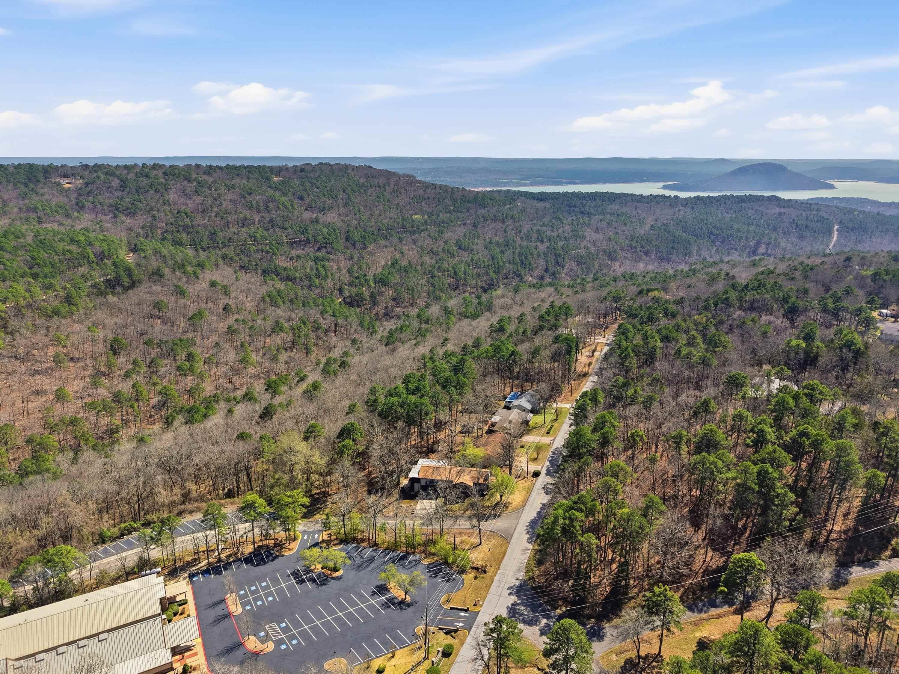 240 Pine Knot  Fairfield Bay, AR