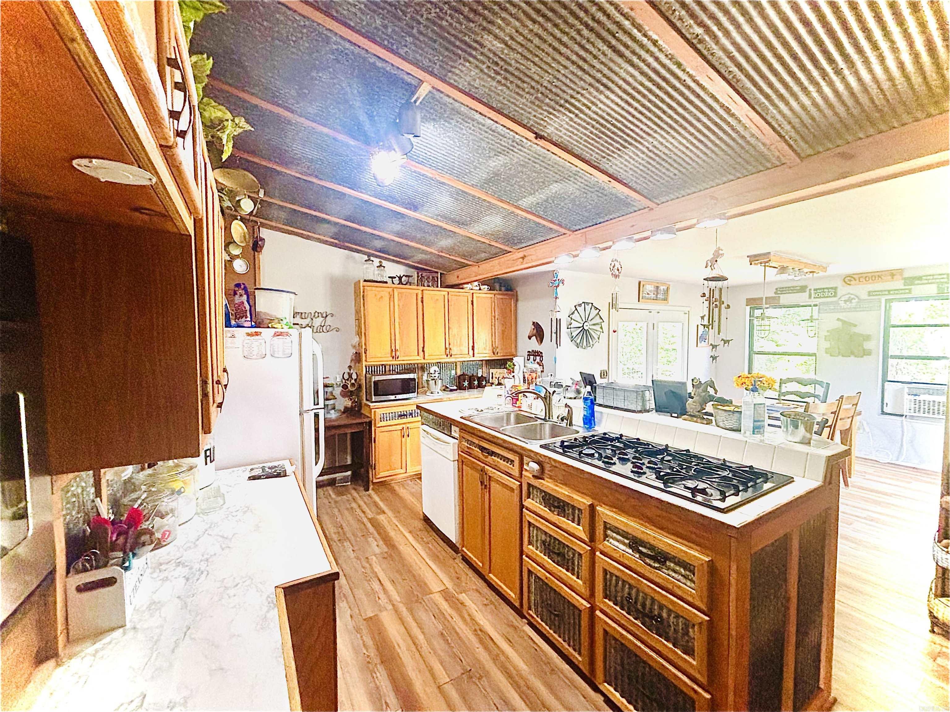 3334 Little Red River  Marshall, AR