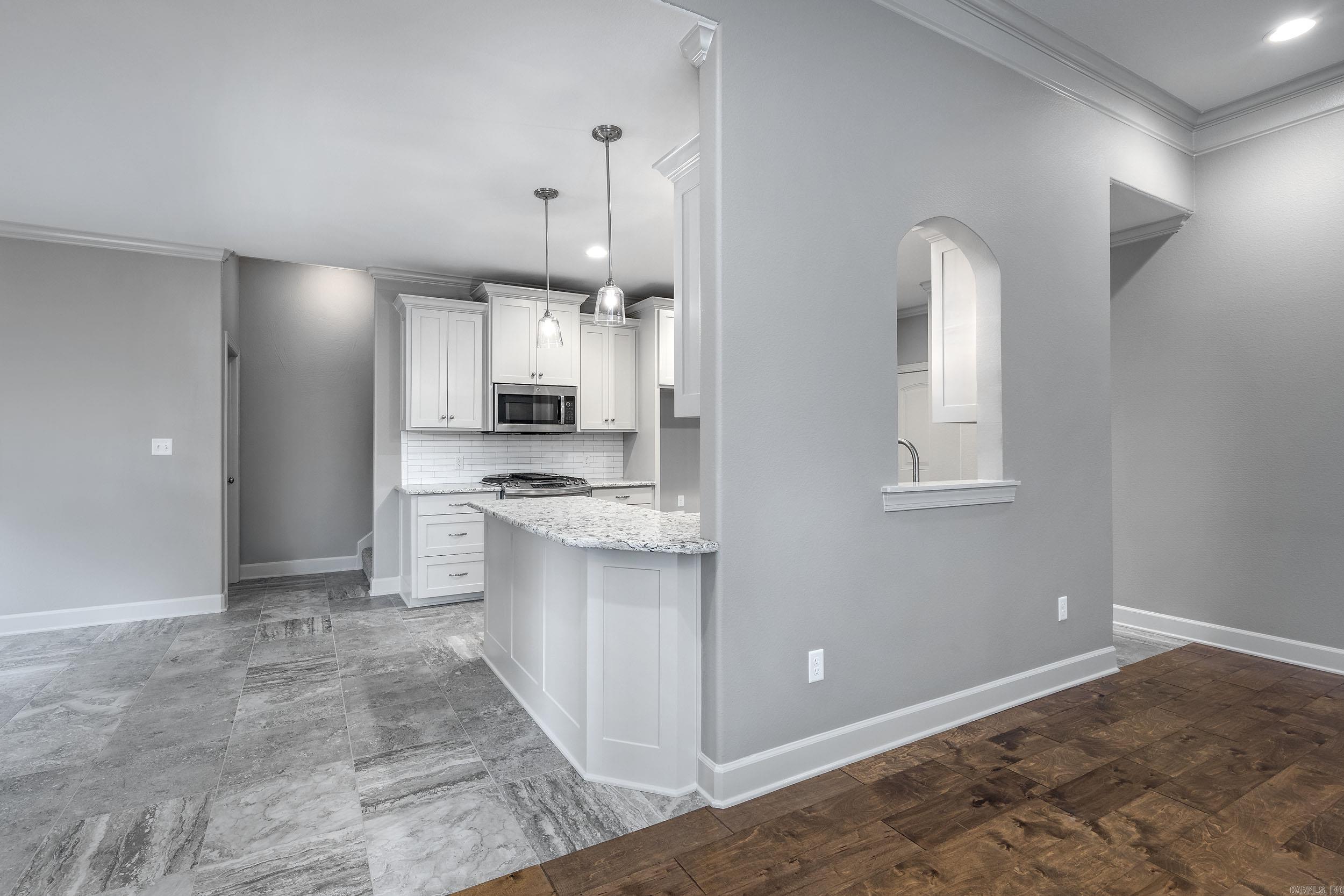 2701 Aberdeen Dr Bryant, AR 72019