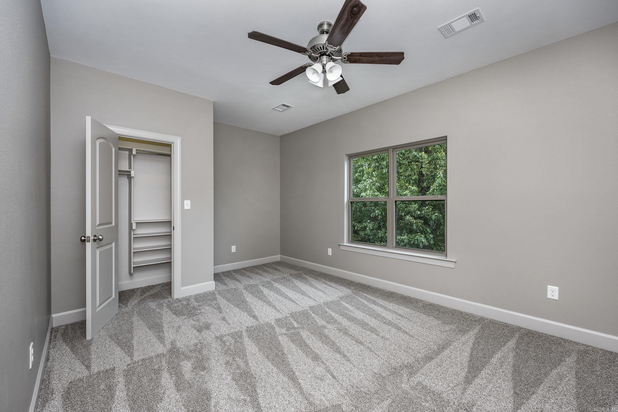 2701 Aberdeen Dr Bryant, AR 72019