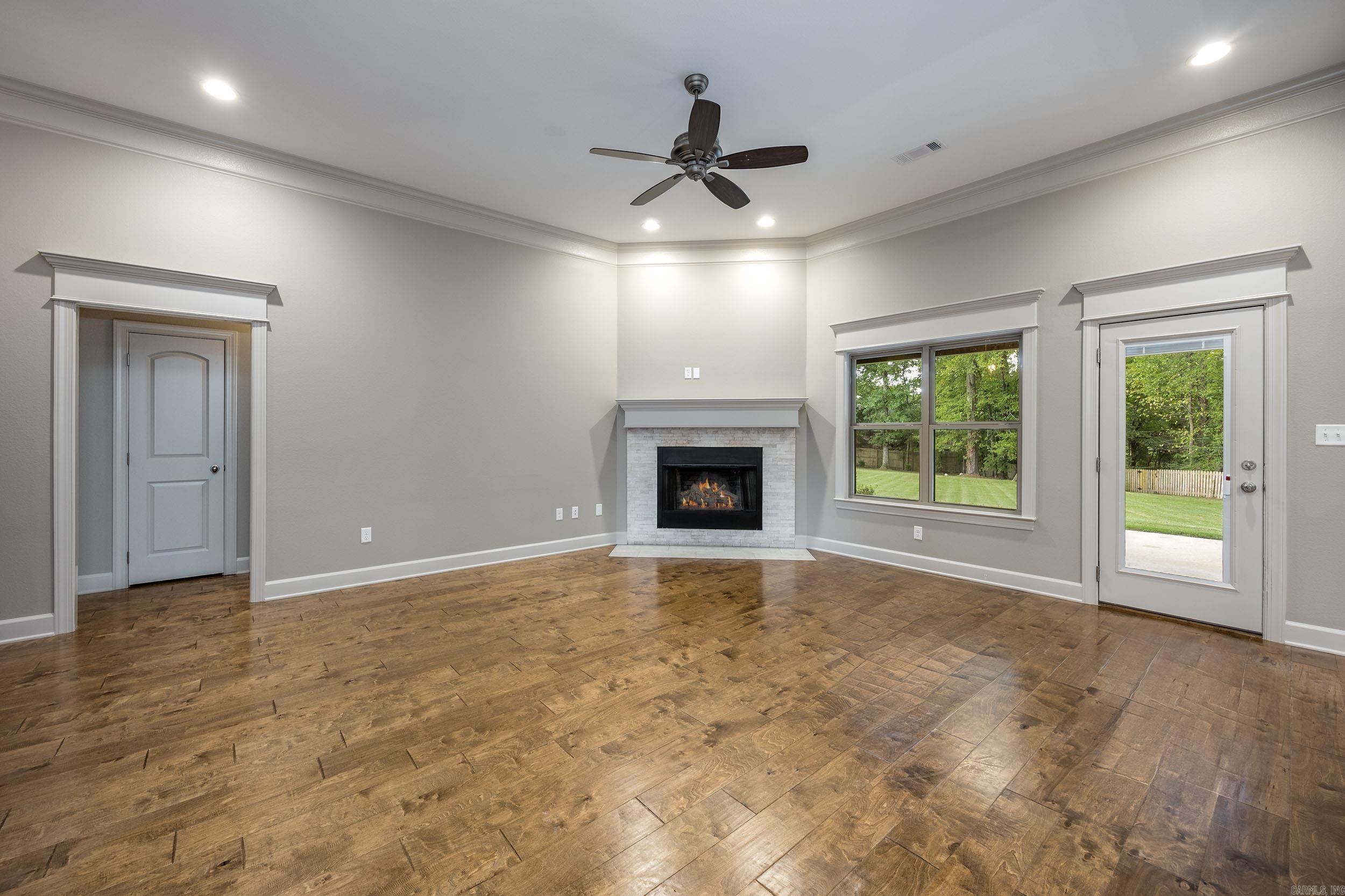2701 Aberdeen Dr Bryant, AR 72019