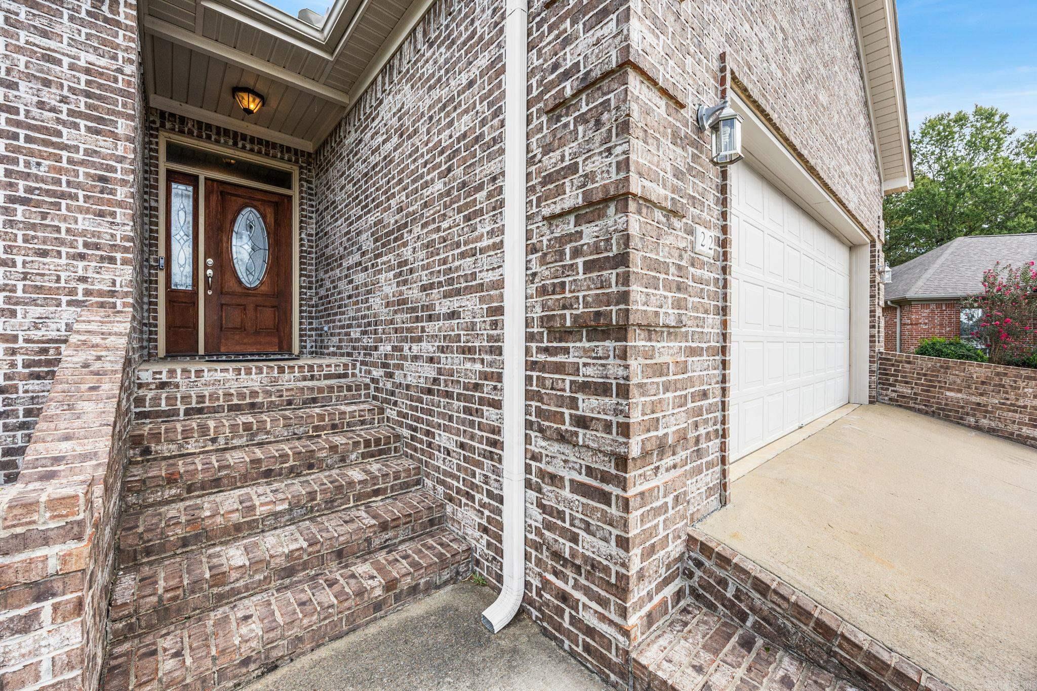 22 Emma Drive — photo 3