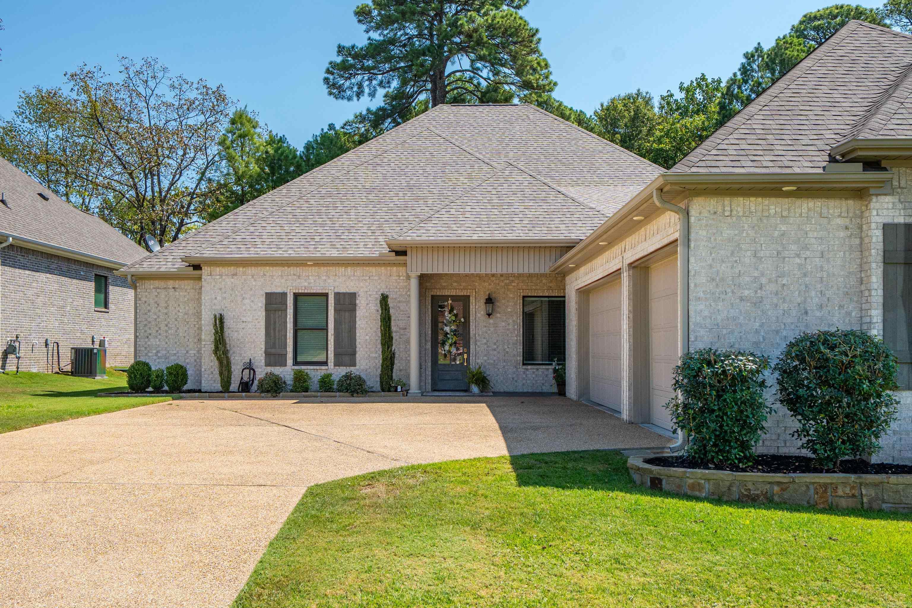 311 Arlington Park Drive Hot Springs, AR 71901