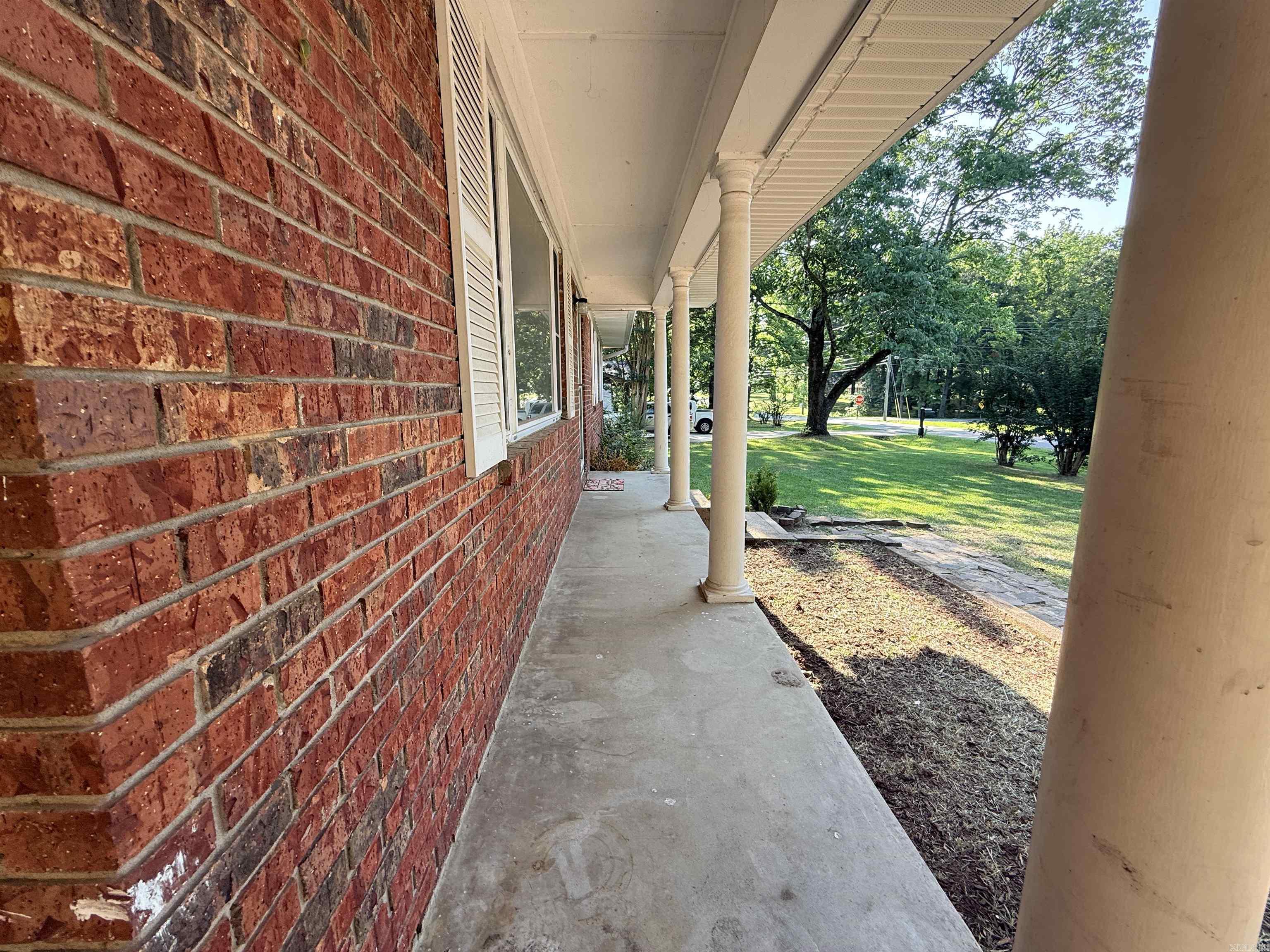 1002 Eastern Ave — photo 5