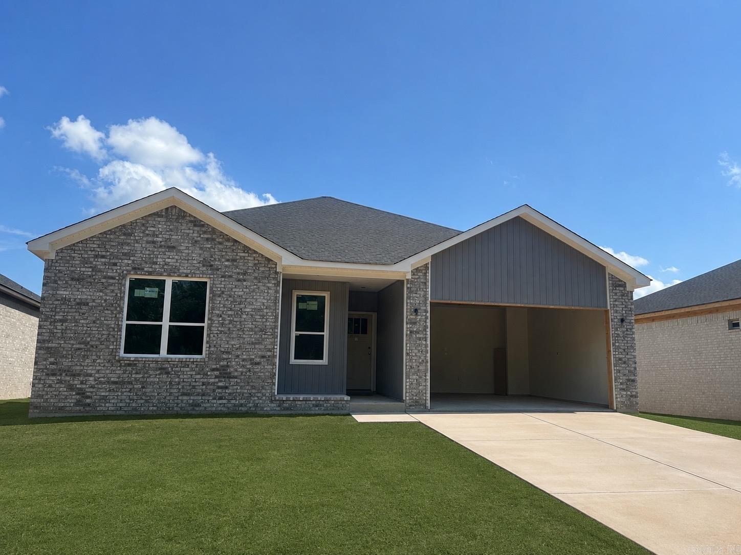 942 Villa Vista Circle — exterior