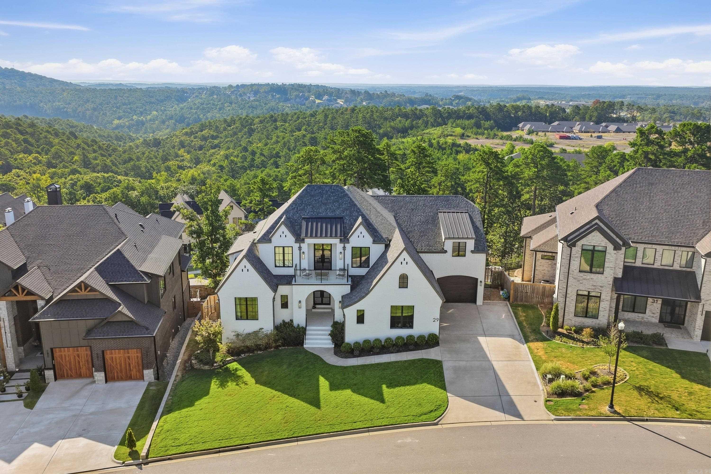 29 Haywood Court — exterior