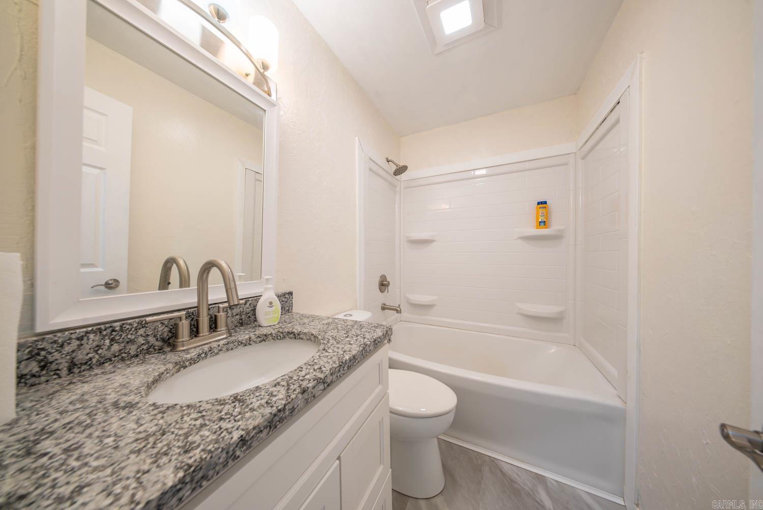 880 Tate Avenue  Mammoth Spring, AR