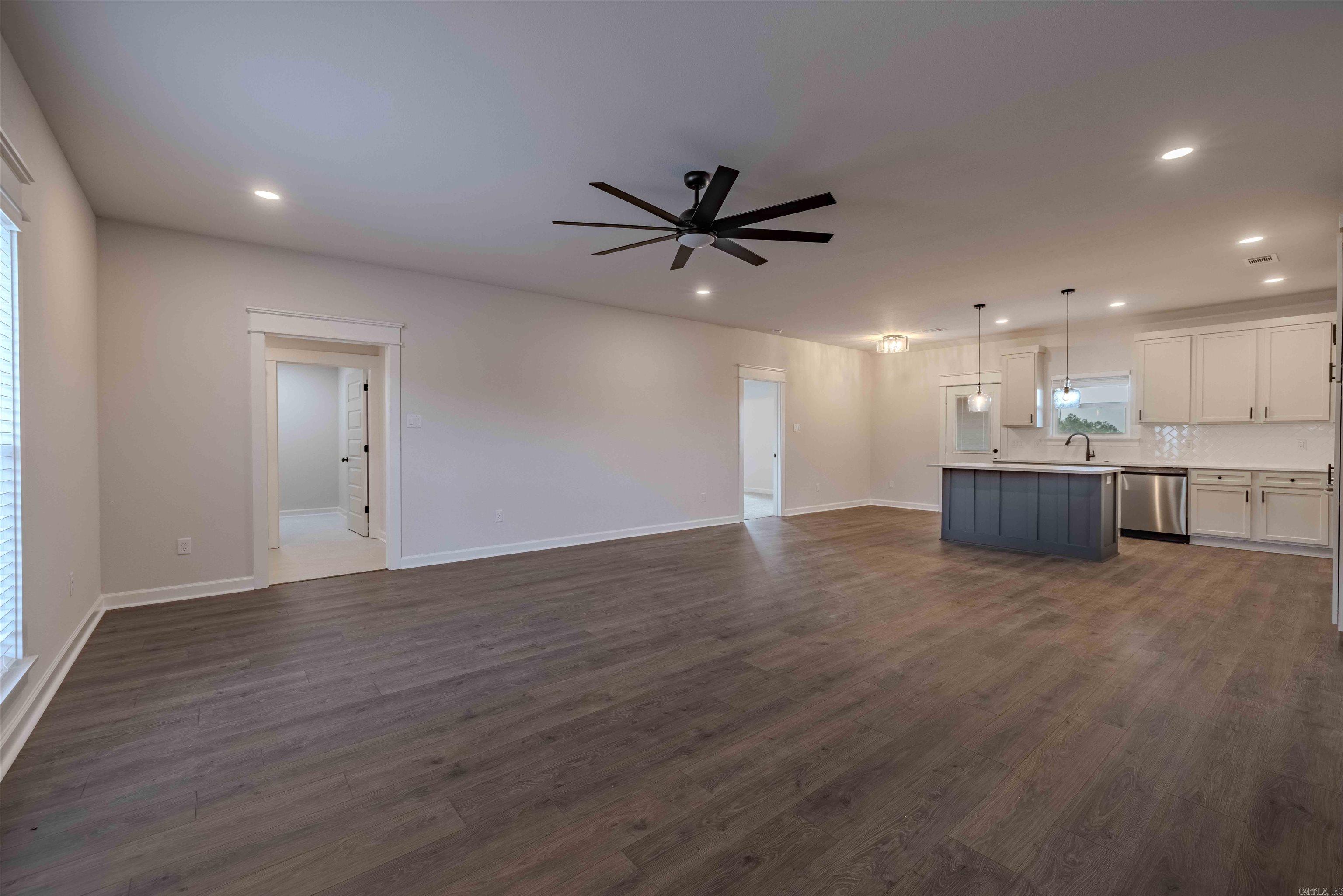 10723 W Miller Sardis Road Bauxite, AR 72011