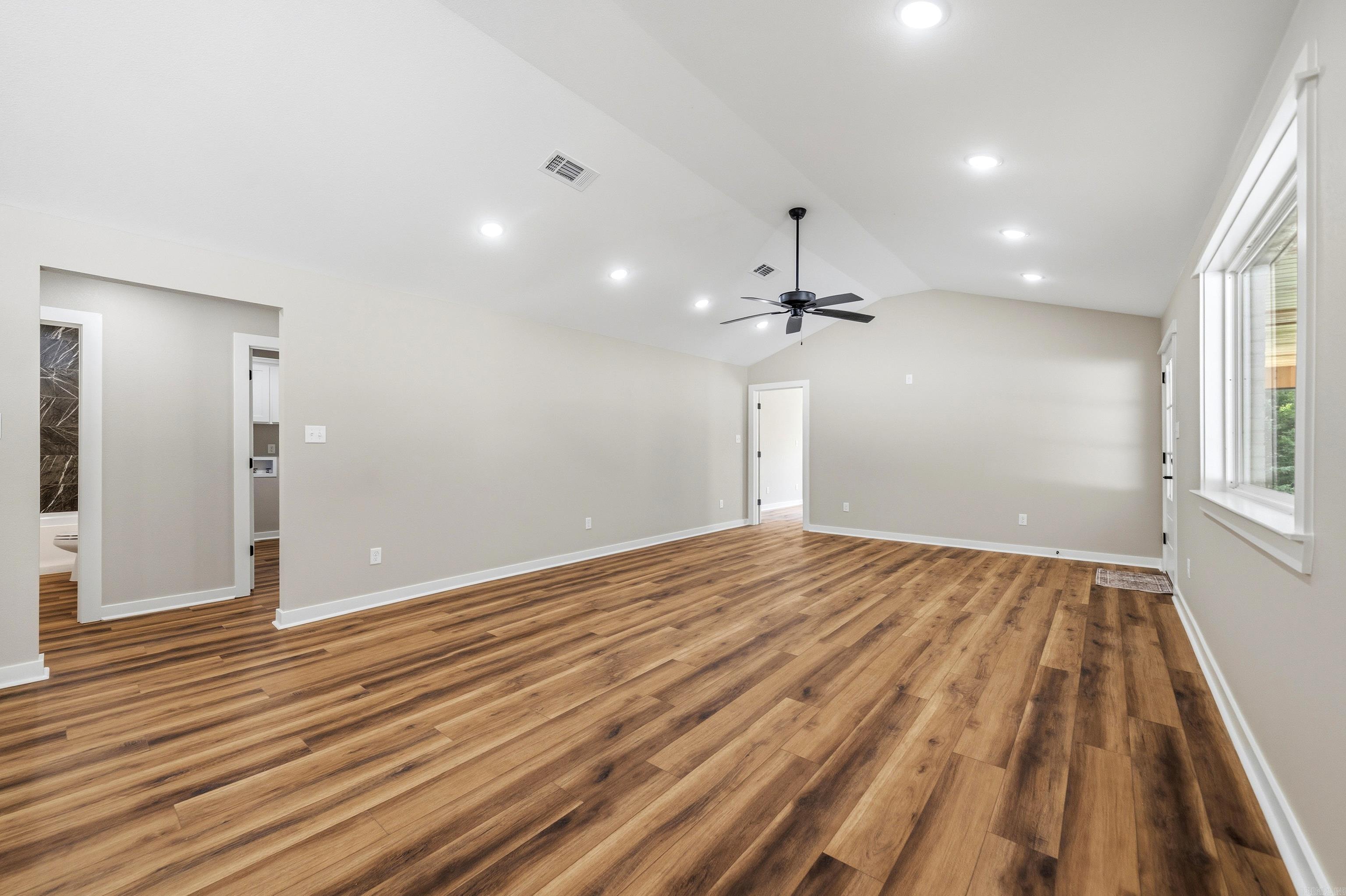 130 Jay Loop Hot Springs, AR 71913