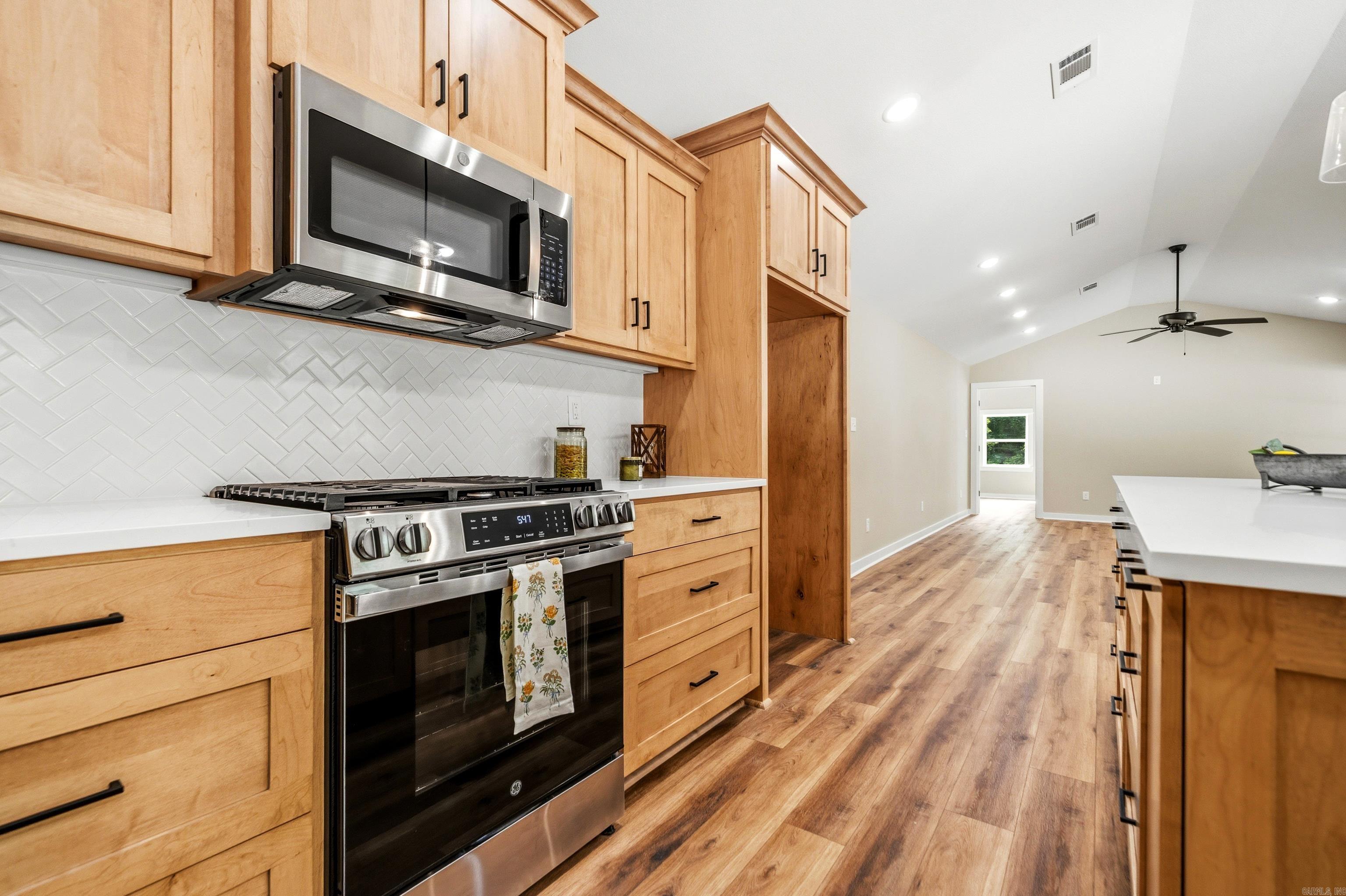130 Jay Loop Hot Springs, AR 71913