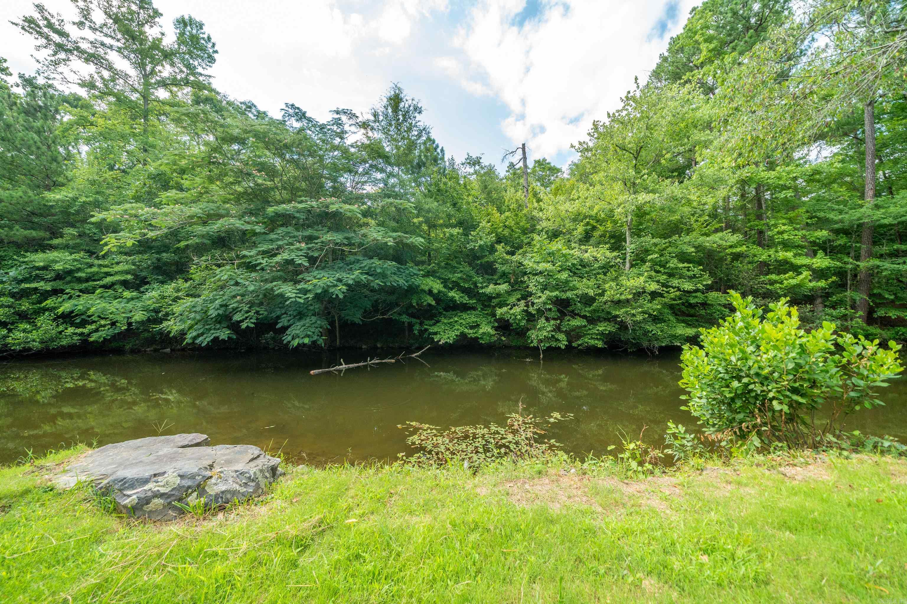 130 Jay Loop Hot Springs, AR 71913