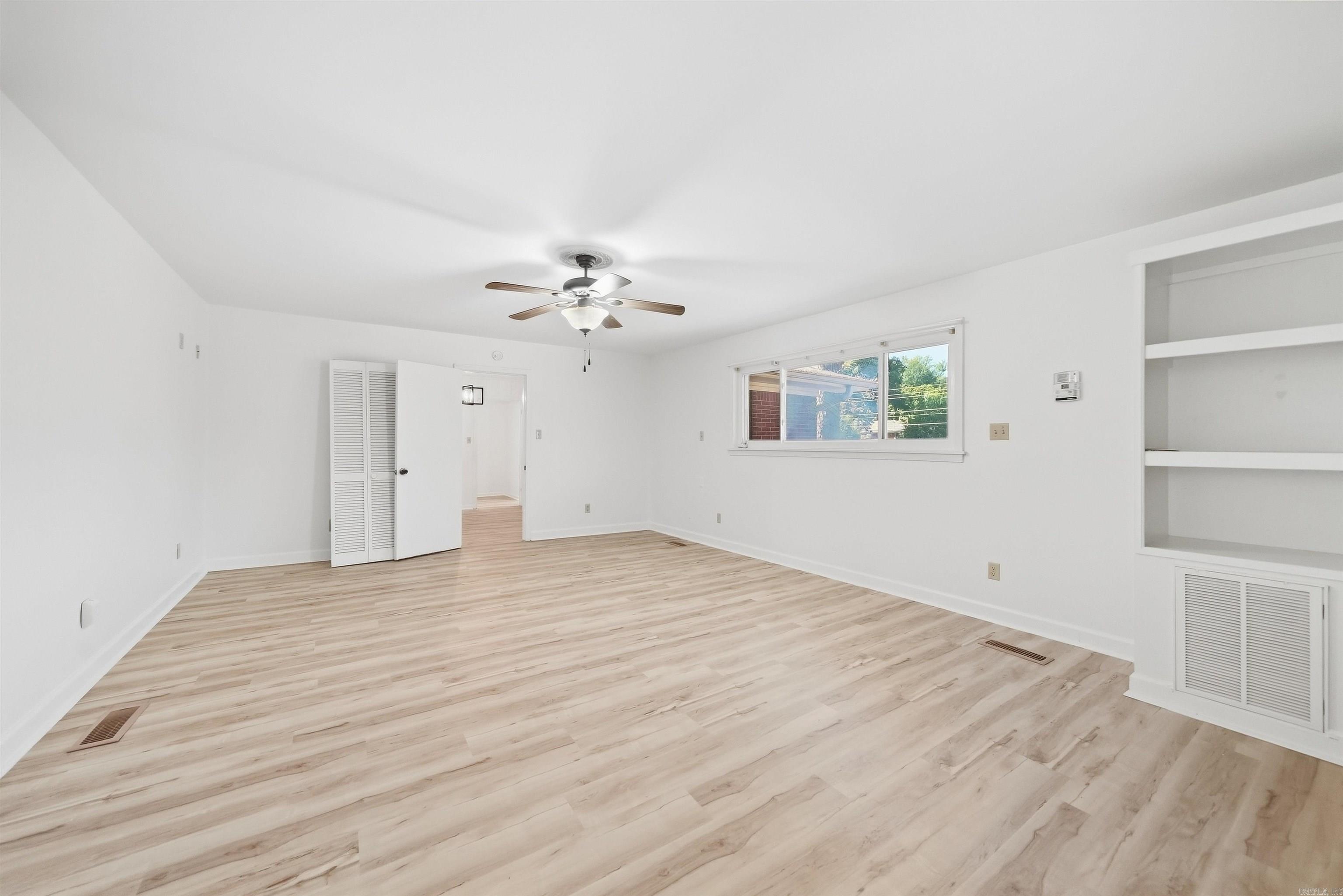 1812 W Center Ave  Searcy, AR