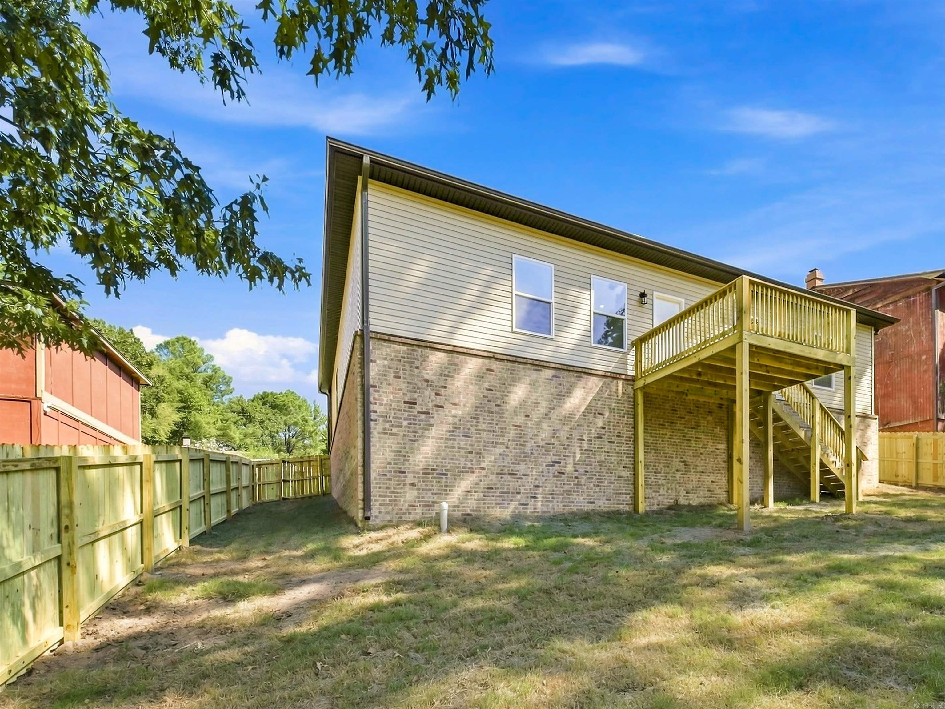 11 British Colonial .5  Little Rock, AR