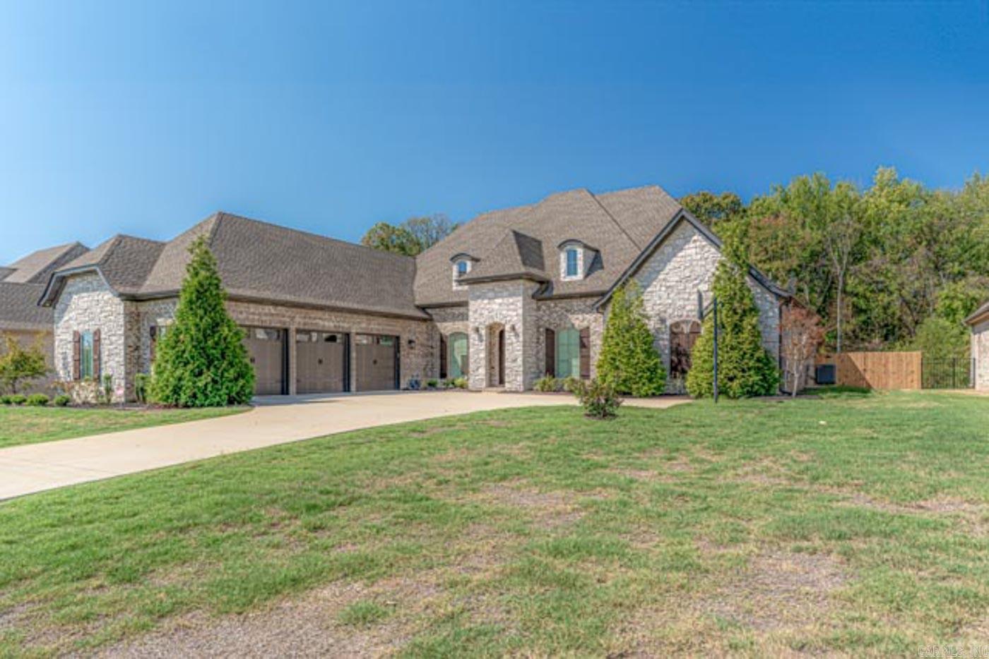 3519 Lake Pointe Dr Jonesboro, AR 72404