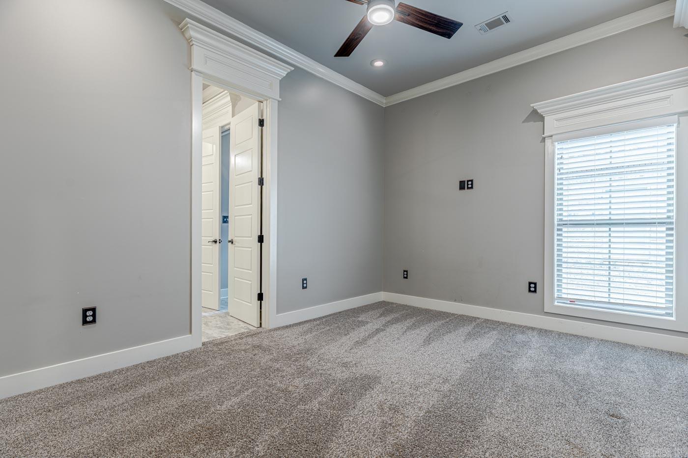 3519 Lake Pointe Dr Jonesboro, AR 72404