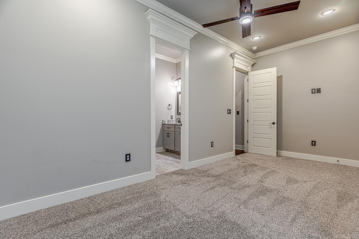 3519 Lake Pointe Dr Jonesboro, AR 72404