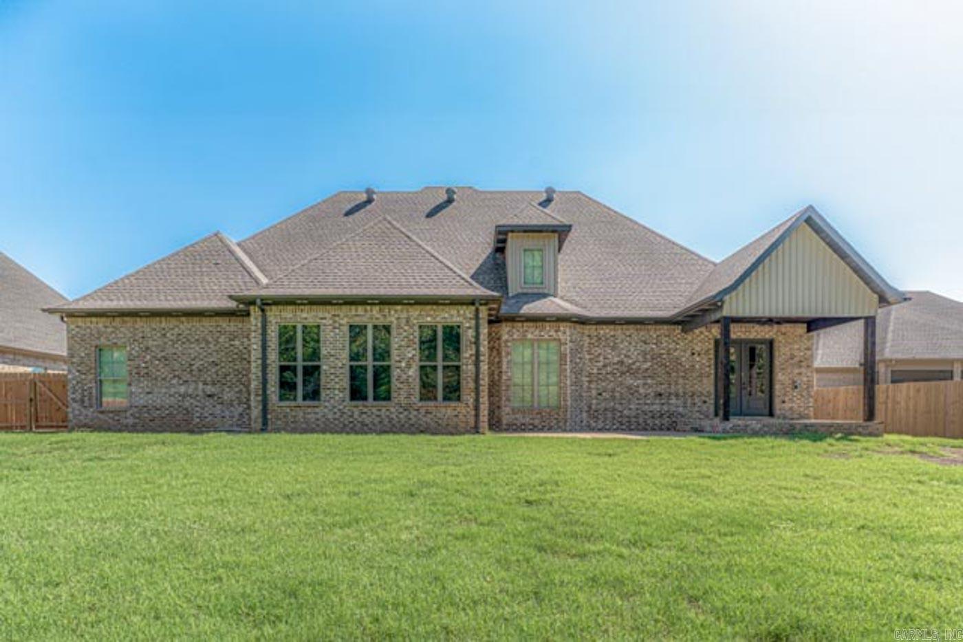 3519 Lake Pointe Dr Jonesboro, AR 72404