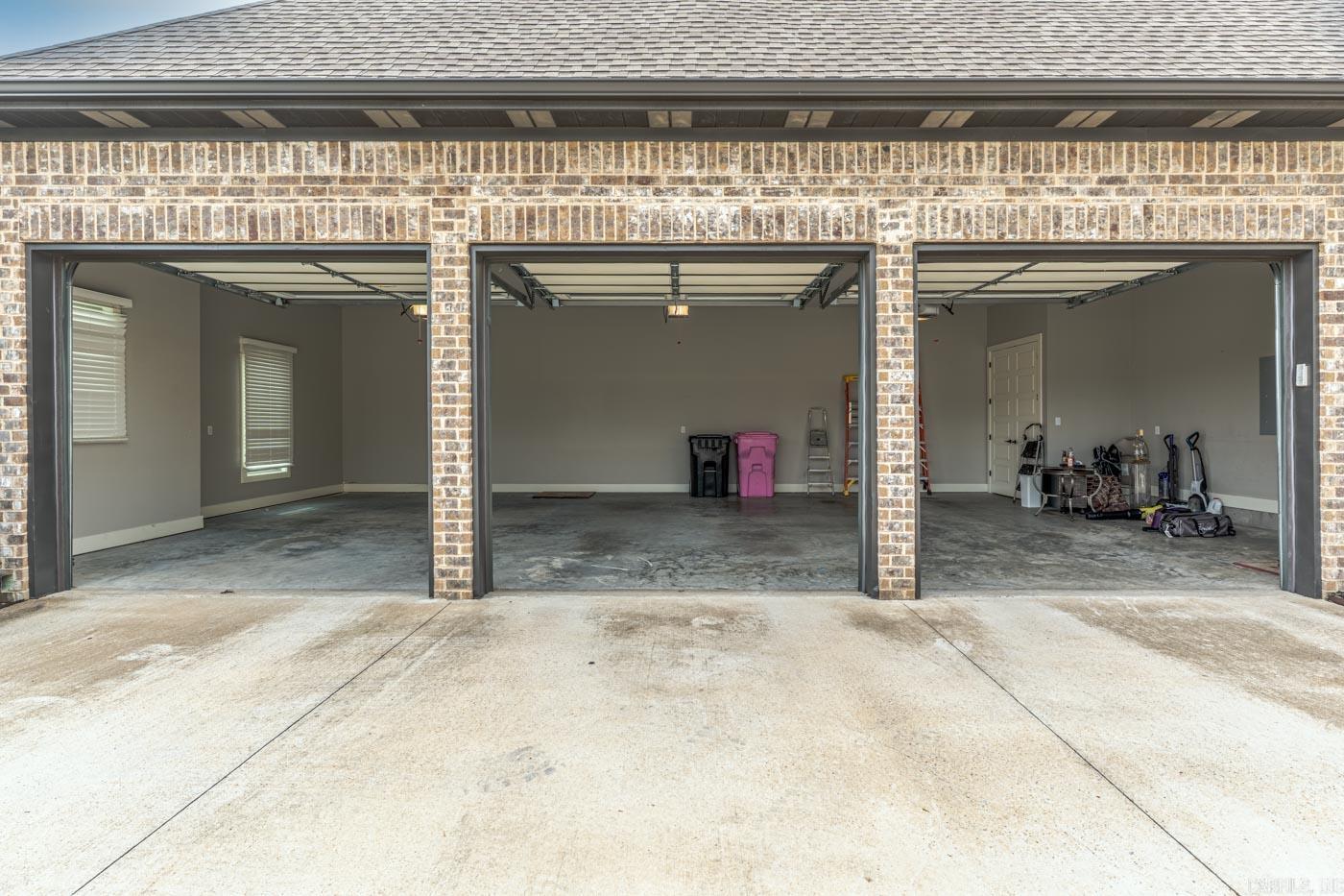 3519 Lake Pointe Dr Jonesboro, AR 72404