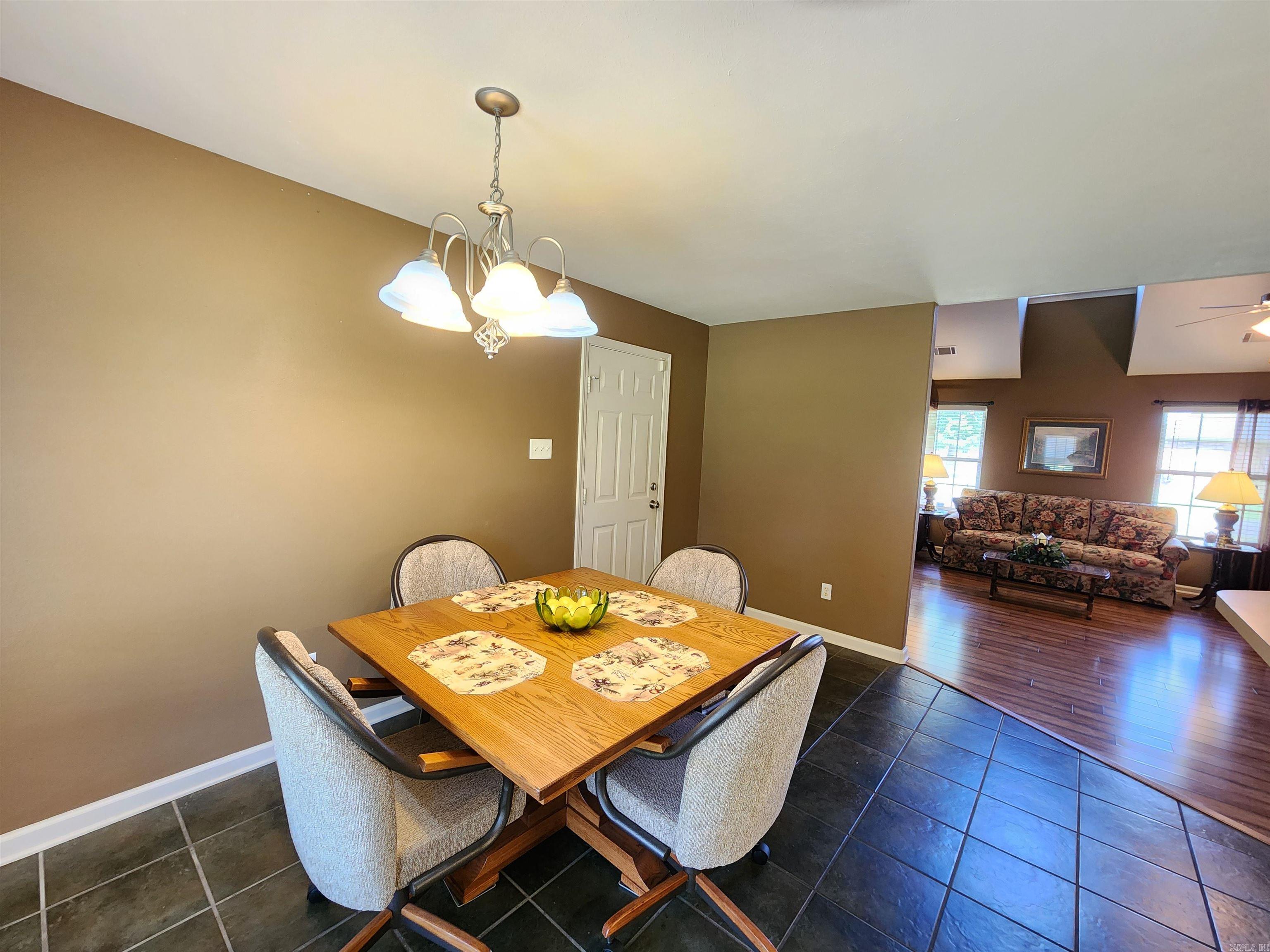 108 Meadows  Beebe, AR