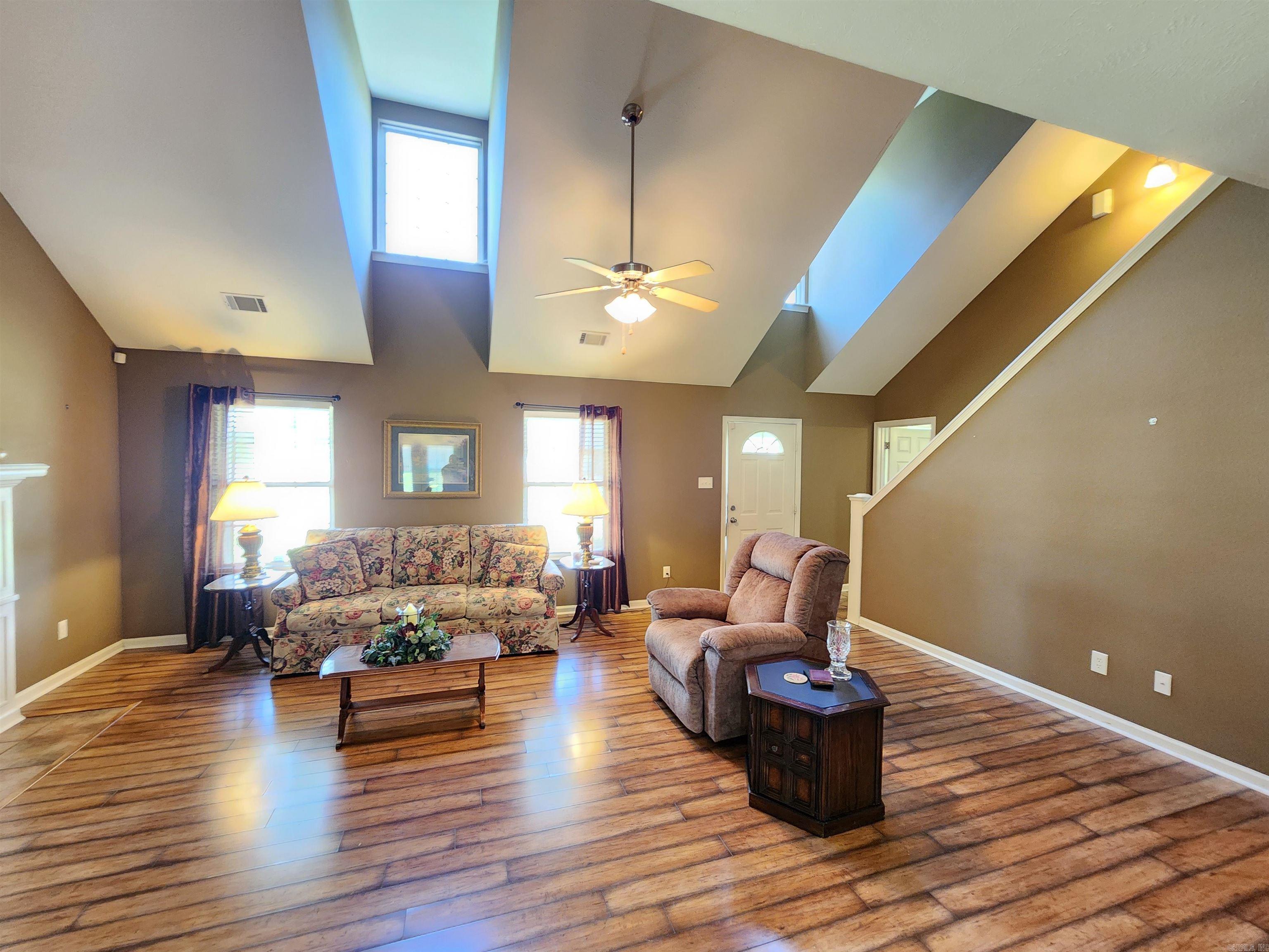 108 Meadows  Beebe, AR