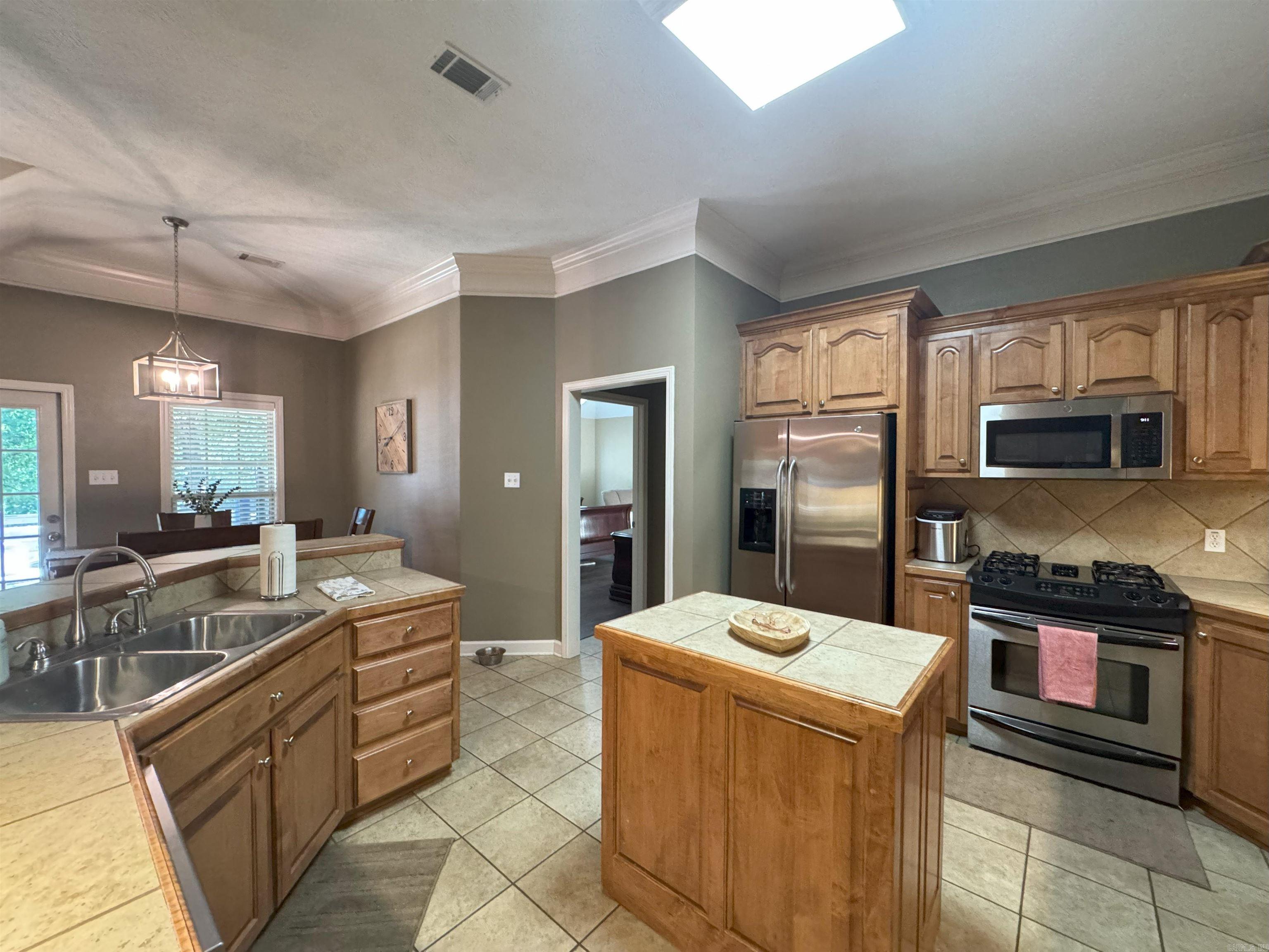 26 Auburn Hills  Greenbrier, AR