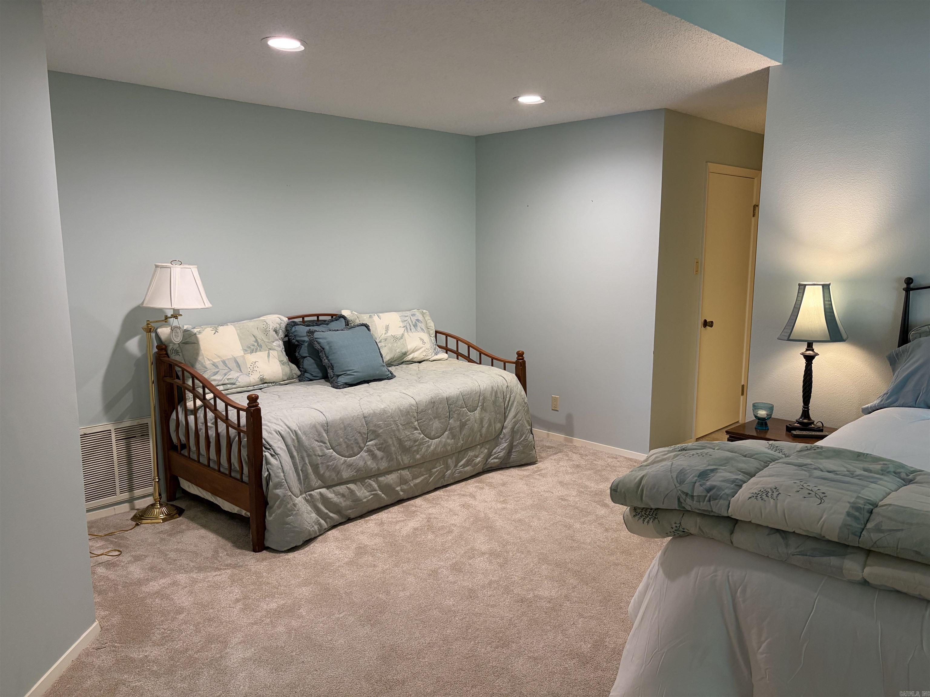 96B Peninsula Drive Mount Ida, AR 71957