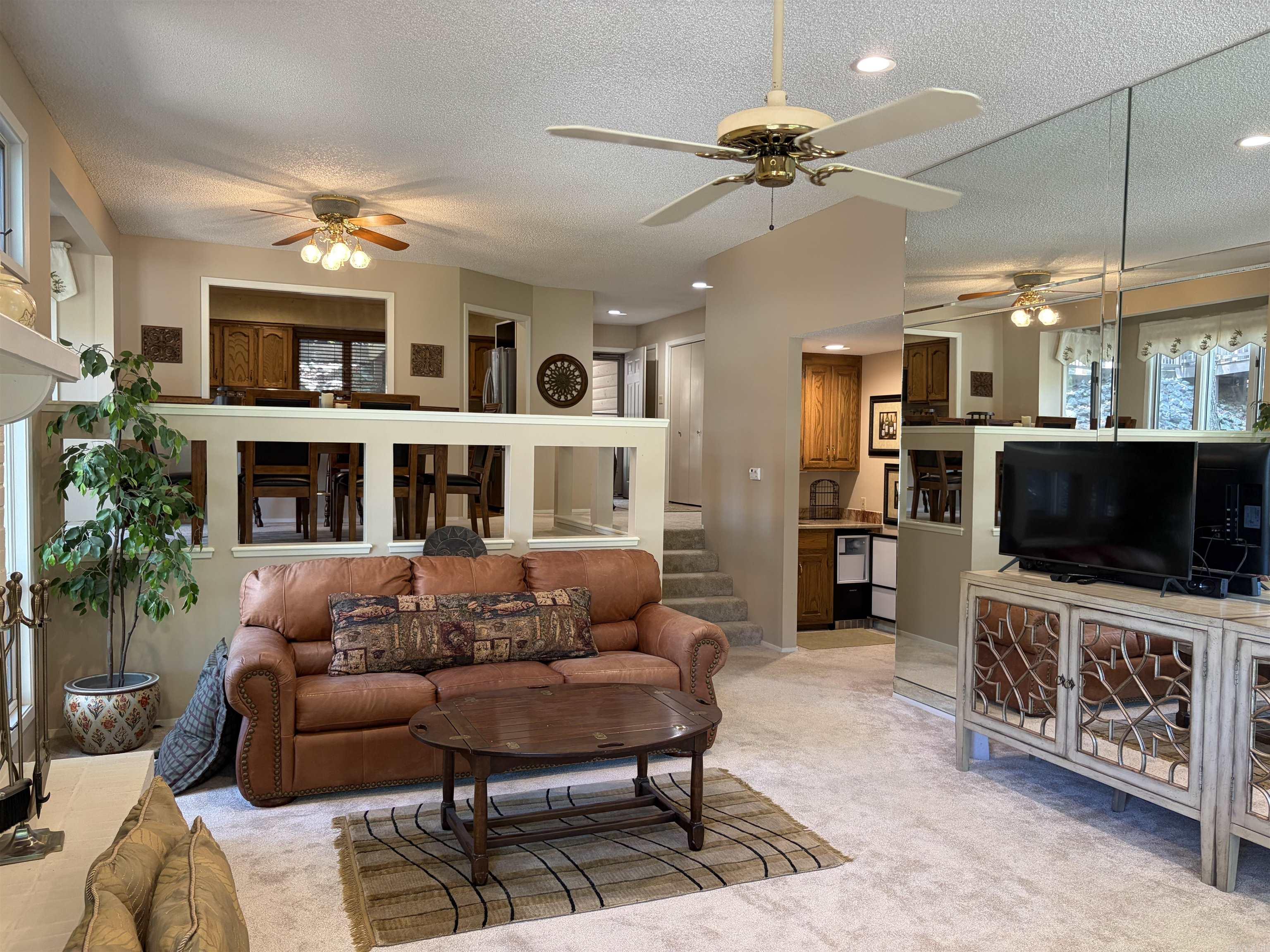96B Peninsula Drive Mount Ida, AR 71957