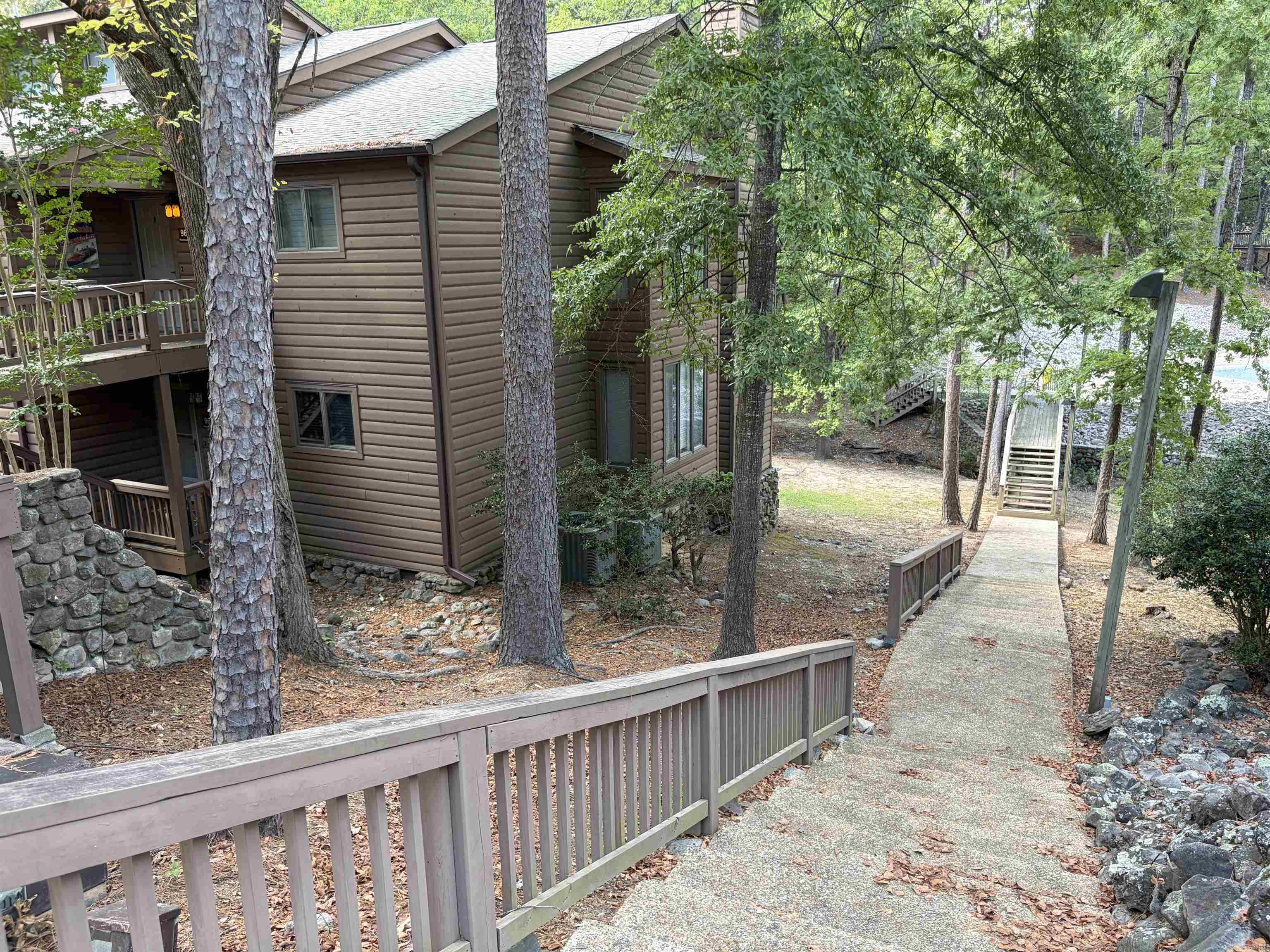 96B Peninsula Drive Mount Ida, AR 71957