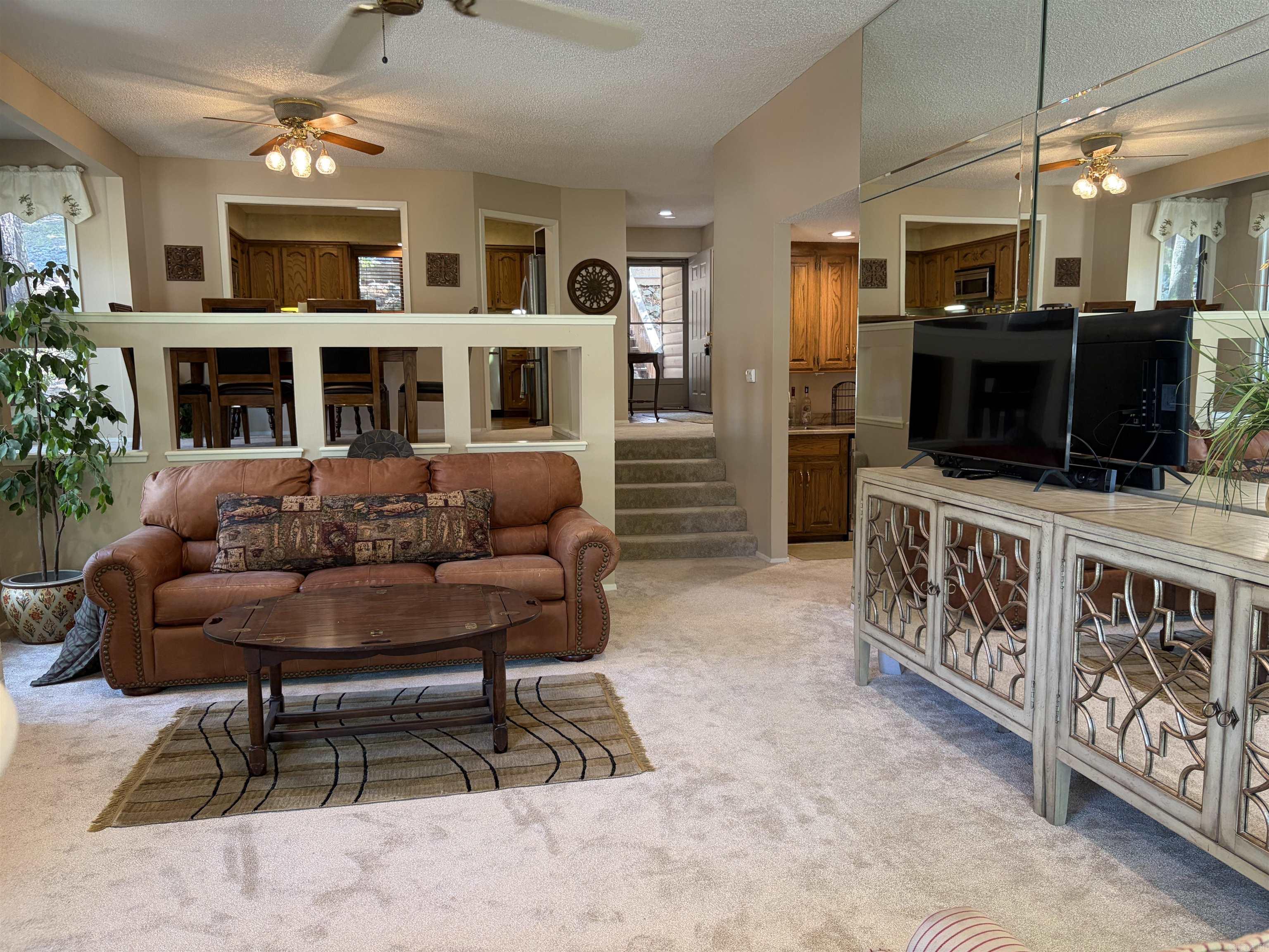 96B Peninsula Drive Mount Ida, AR 71957