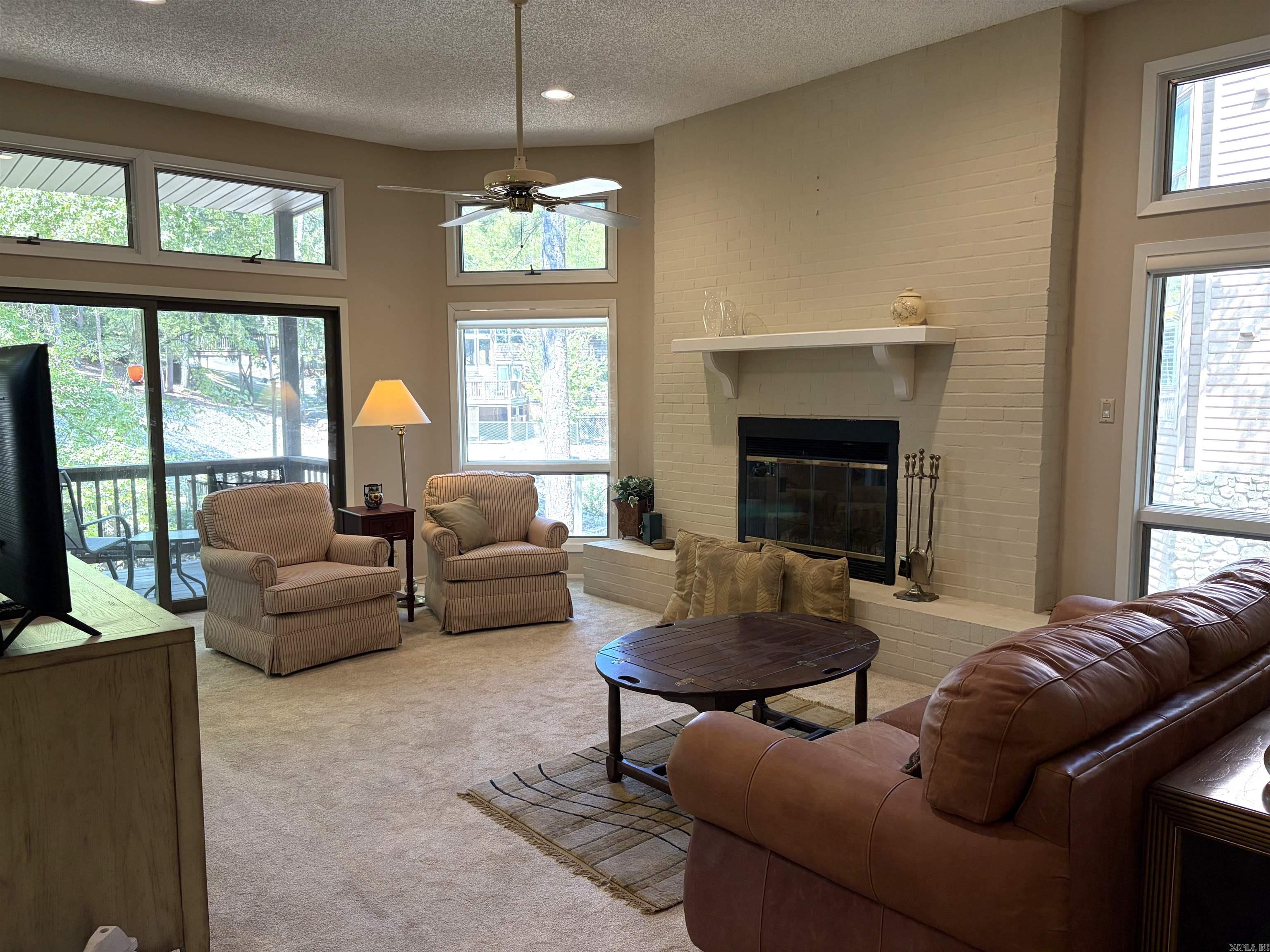 96B Peninsula Drive Mount Ida, AR 71957