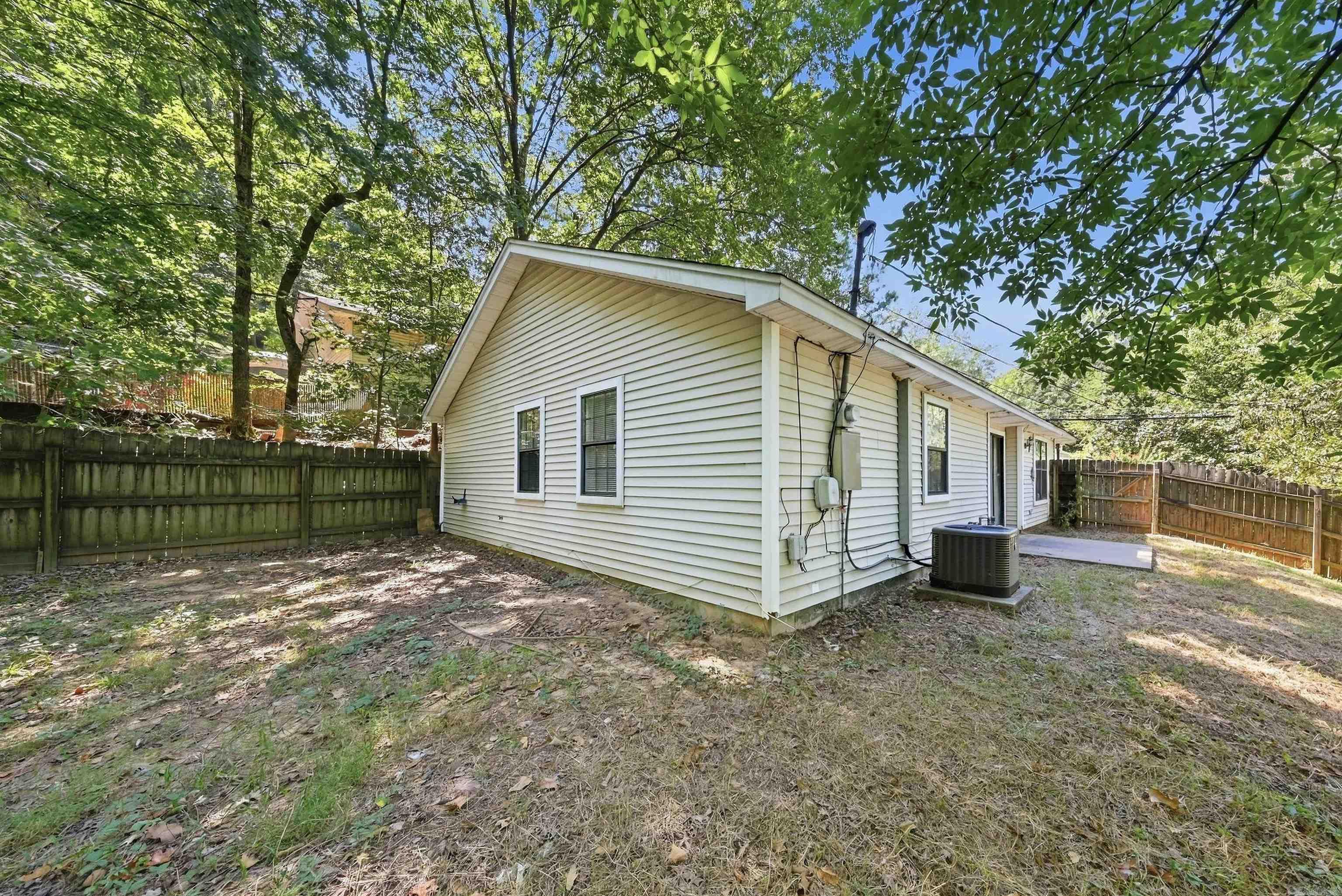 222 Valley View  North Little Rock, AR