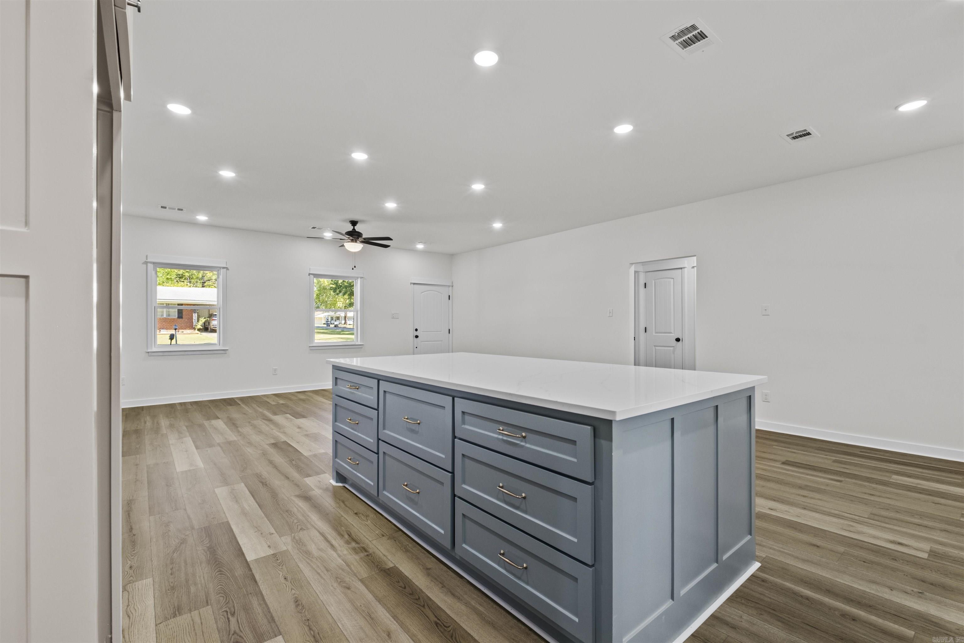 1501 W Iowa  Beebe, AR