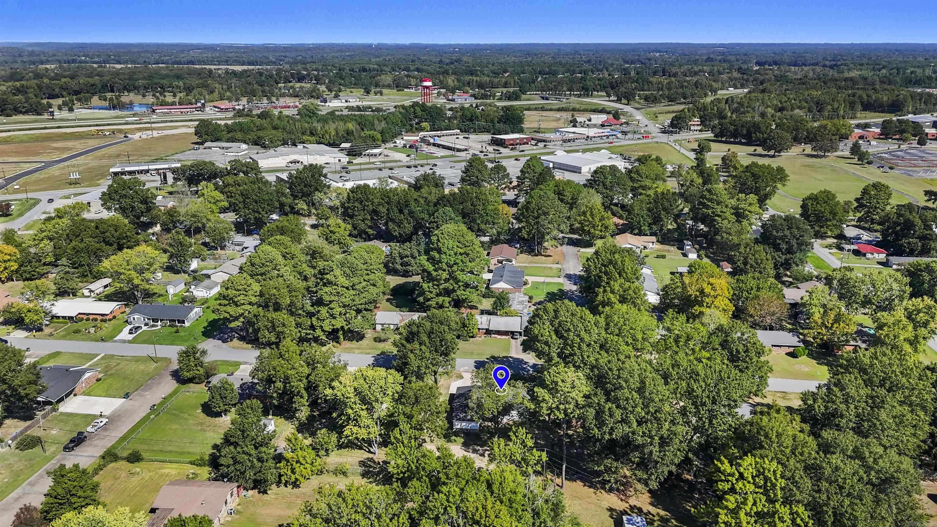 1501 W Iowa  Beebe, AR