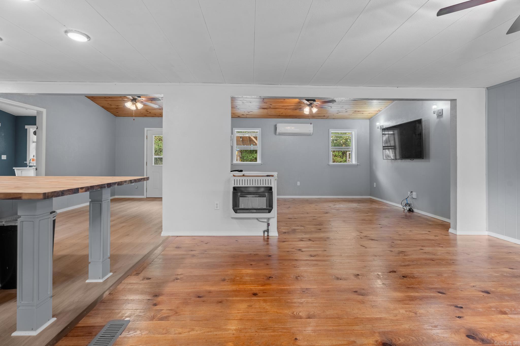 2630 Red River  Fox, AR